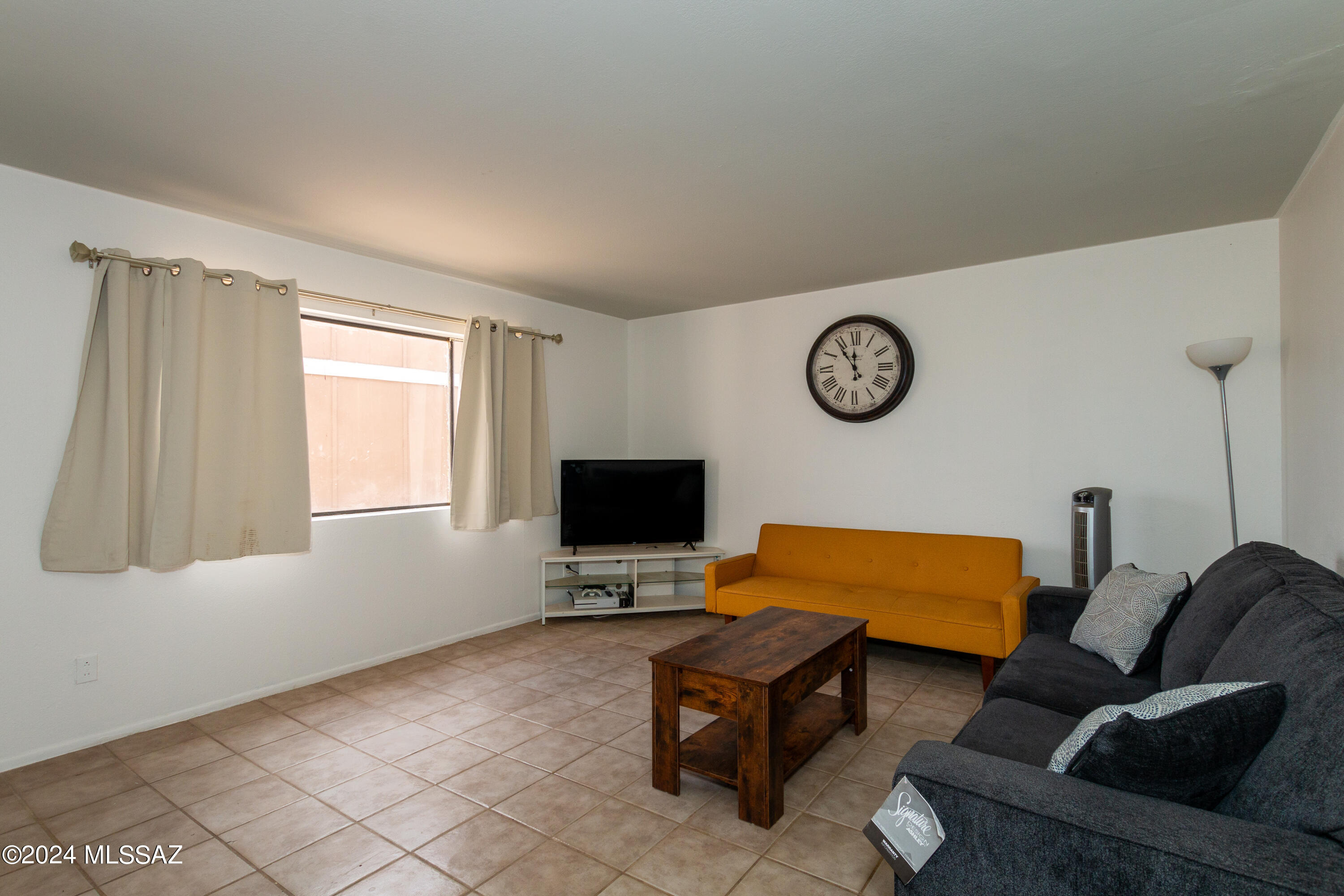 Villas Delmoral (1-23) - Residential