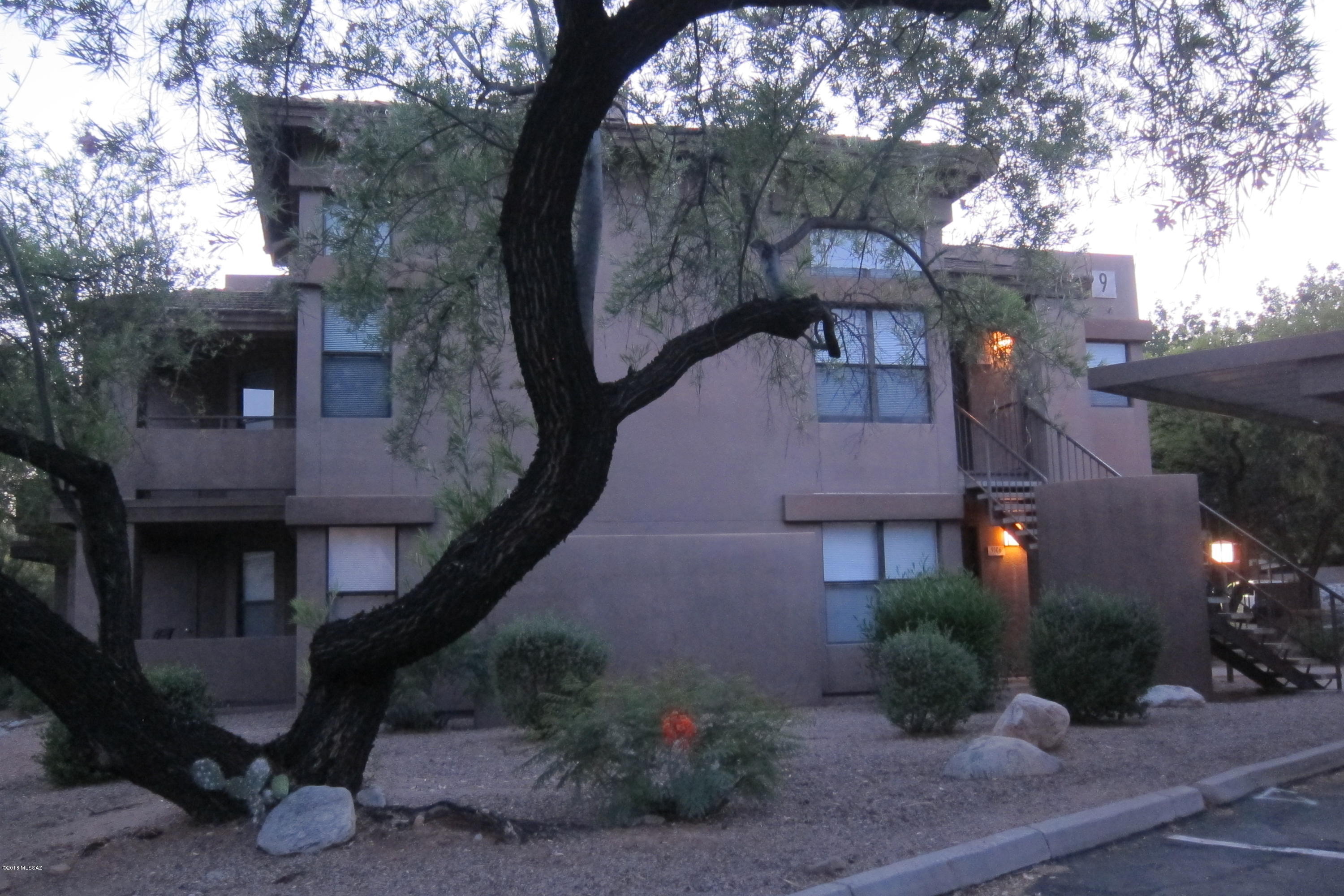 Greens at Ventana Canyon - Residential