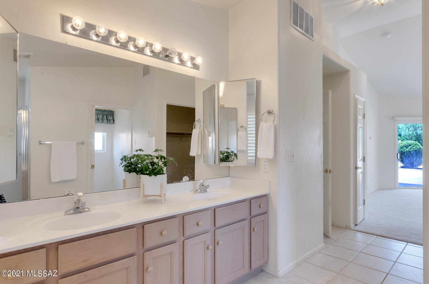 Seneca Terrace II (1-134) - Residential