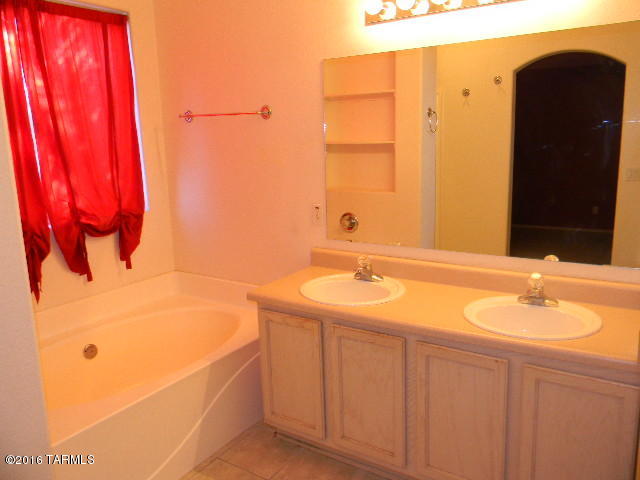 Desert Crossings at Rita Ranch (1-255) - Residential Lease