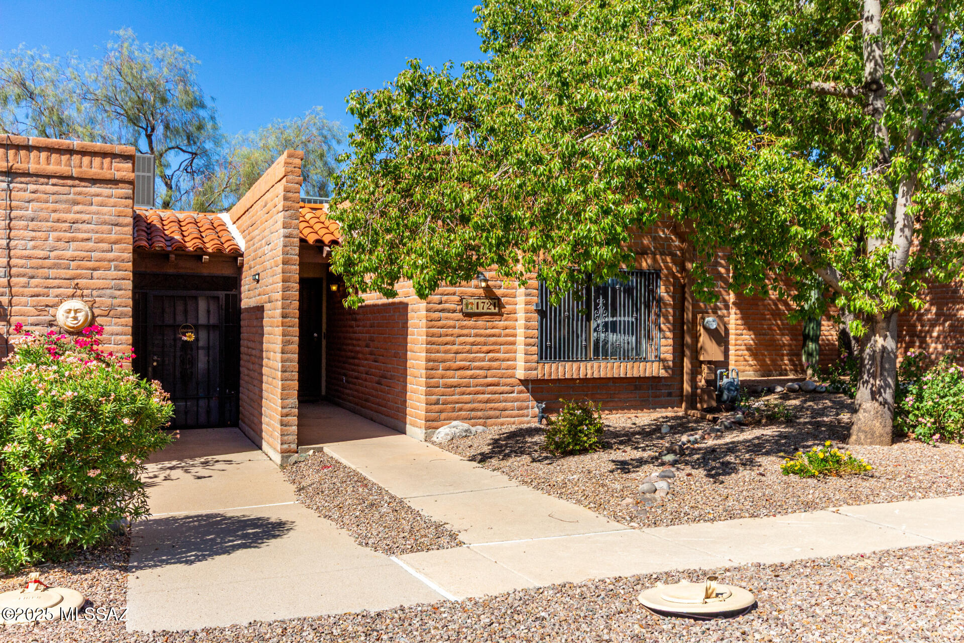 Fairfield La Cholla Hills - Residential