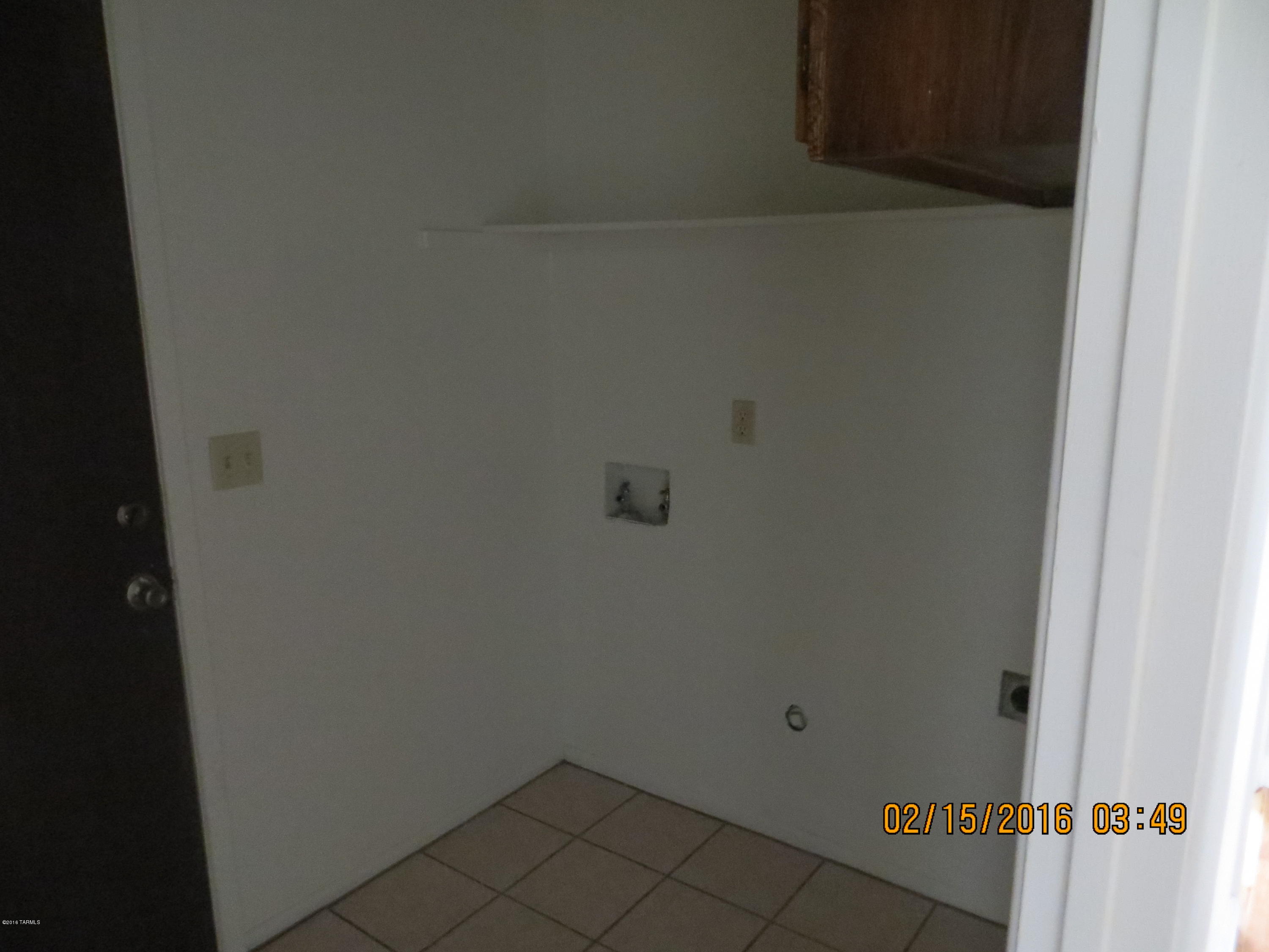 Pantano Townhomes (1-118) - Residential Lease