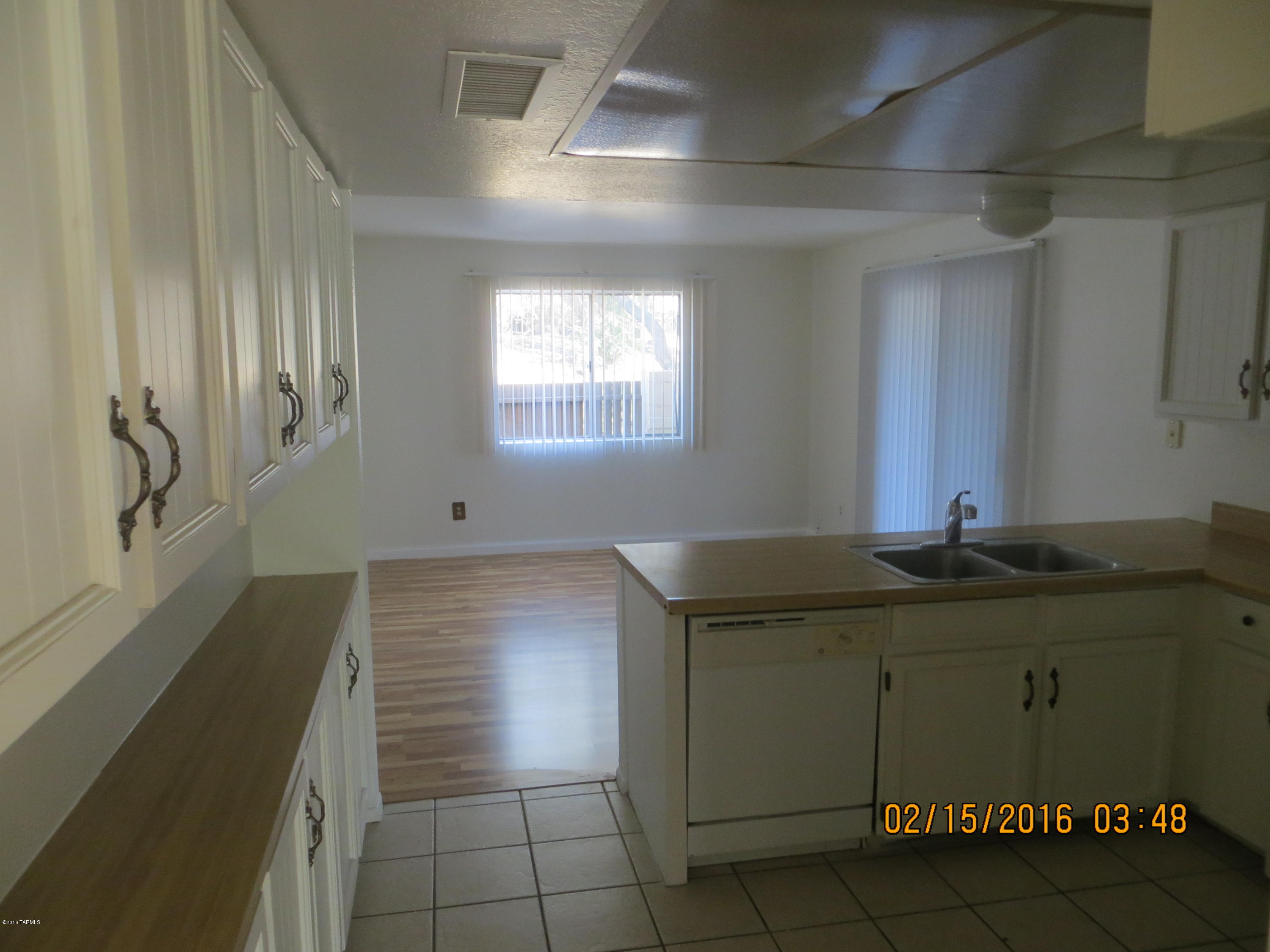 Pantano Townhomes (1-118) - Residential Lease