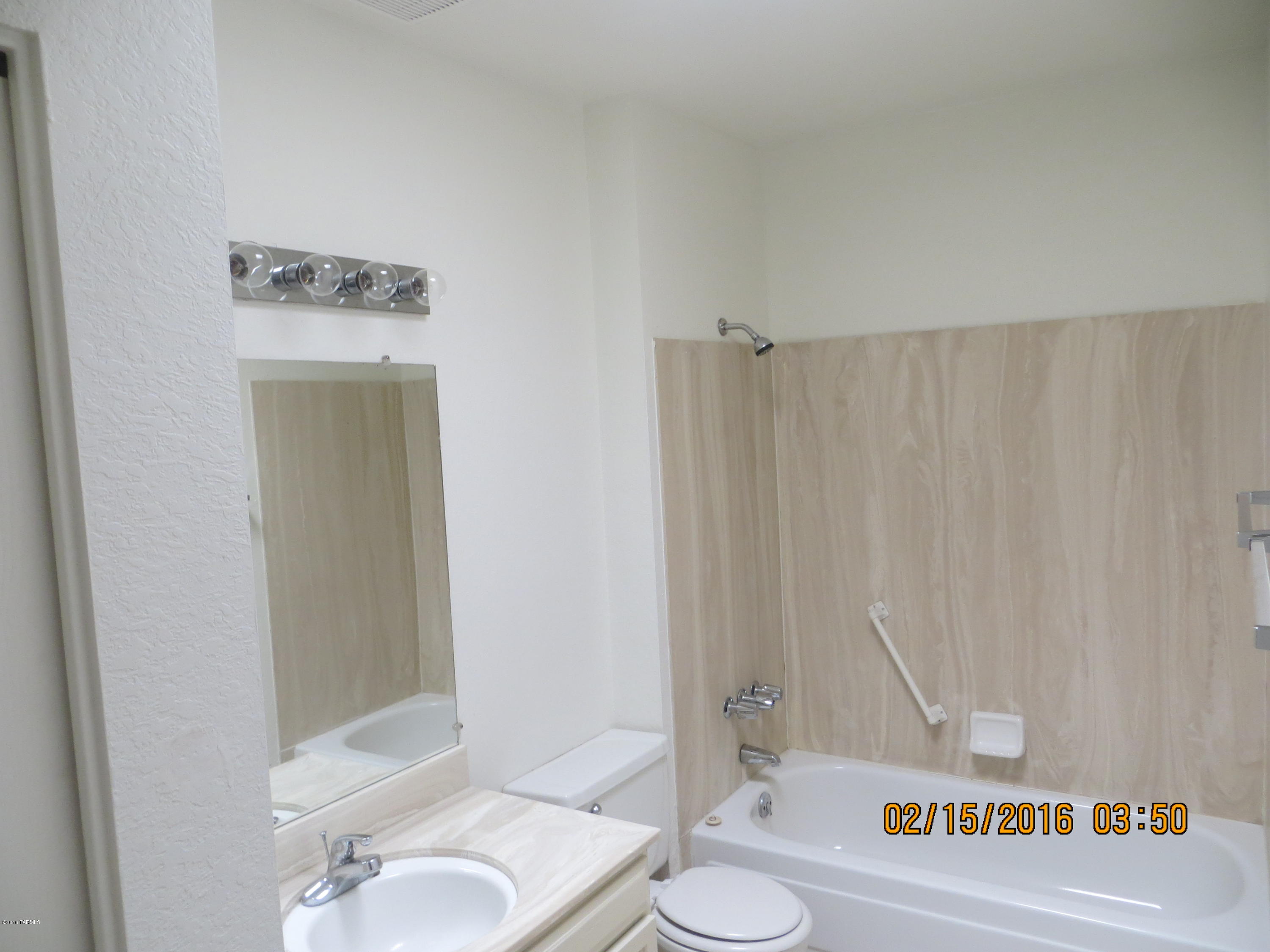 Pantano Townhomes (1-118) - Residential Lease