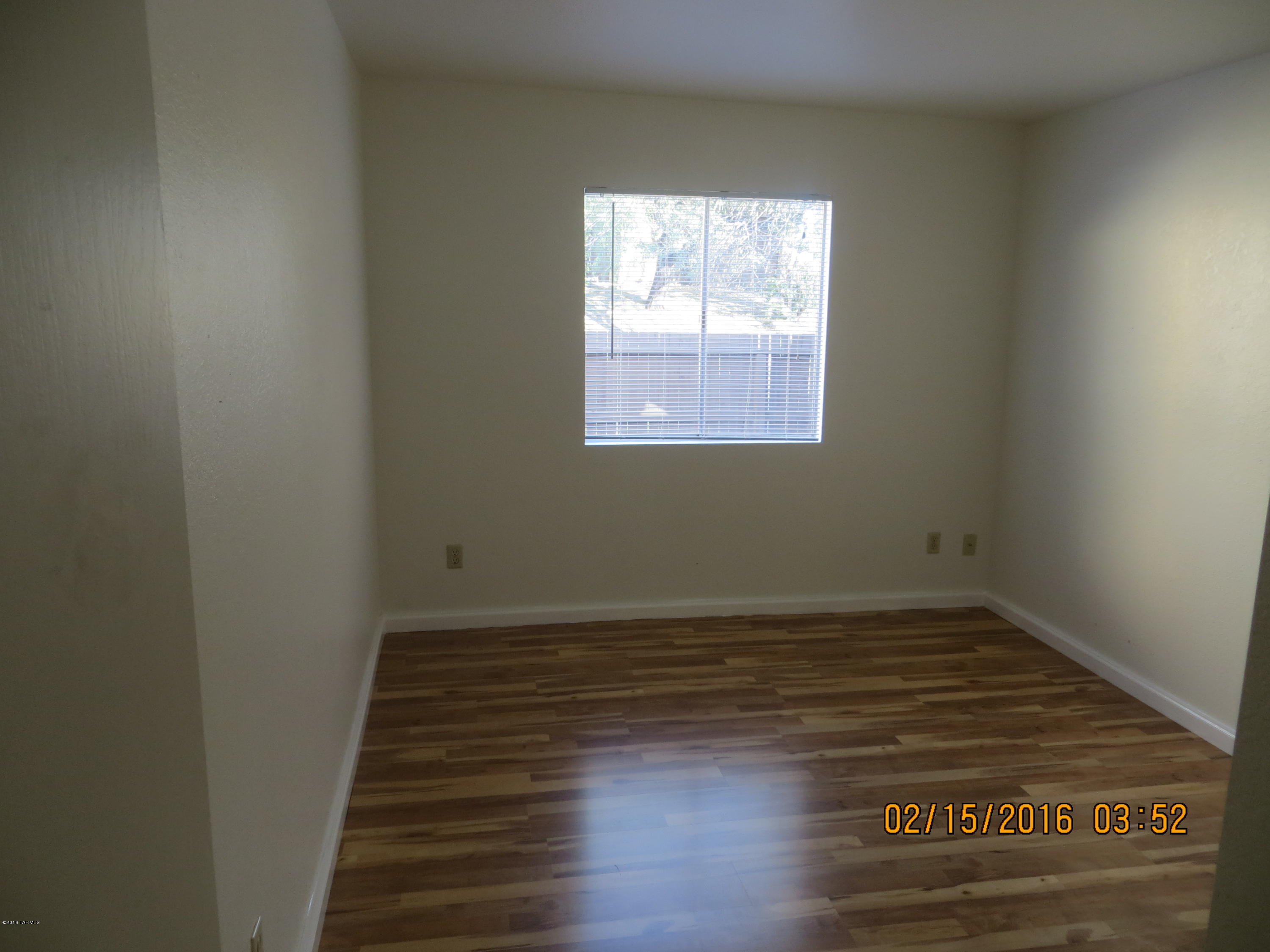 Pantano Townhomes (1-118) - Residential Lease