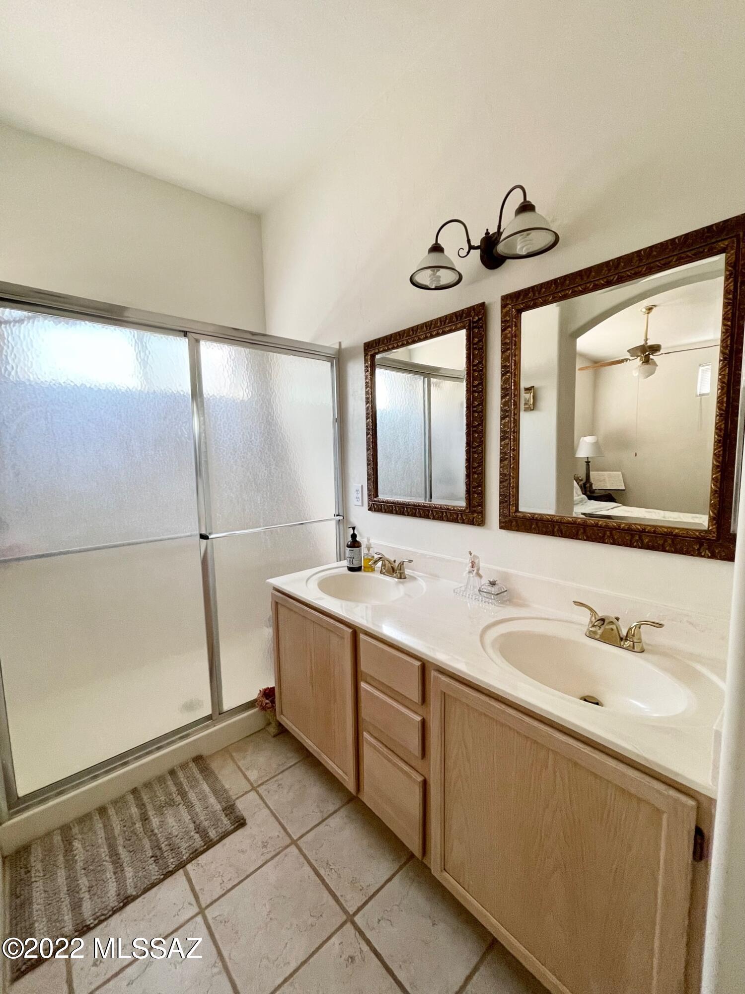 Sunrise Presidio East (1-87) - Residential Lease