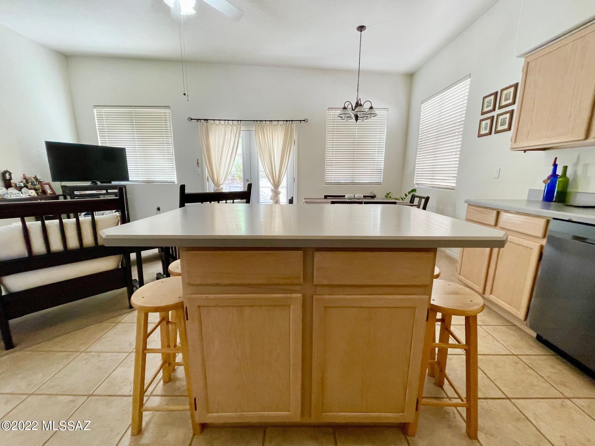 Sunrise Presidio East (1-87) - Residential Lease