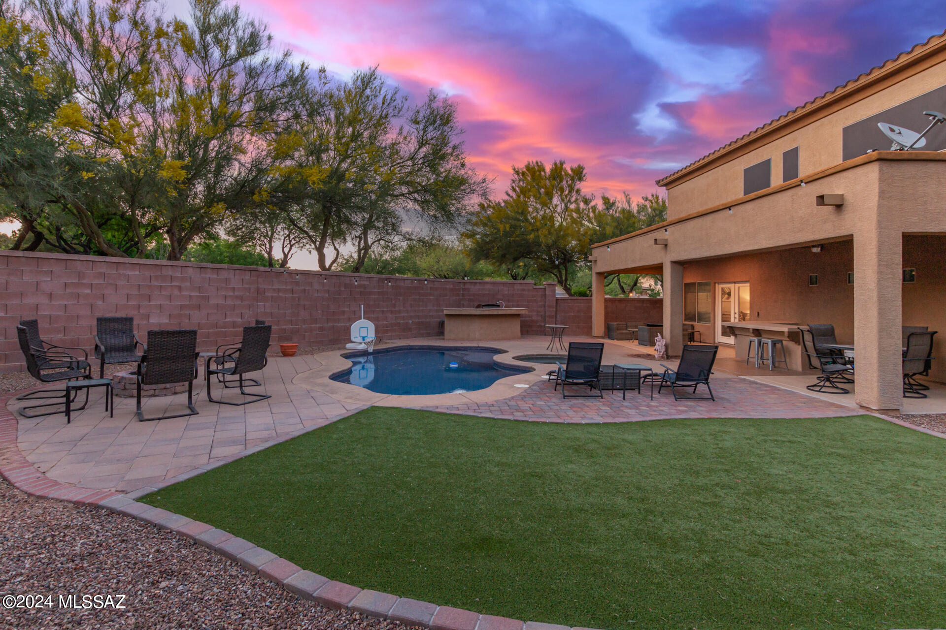 Encanto Del Lago (1-82) - Residential