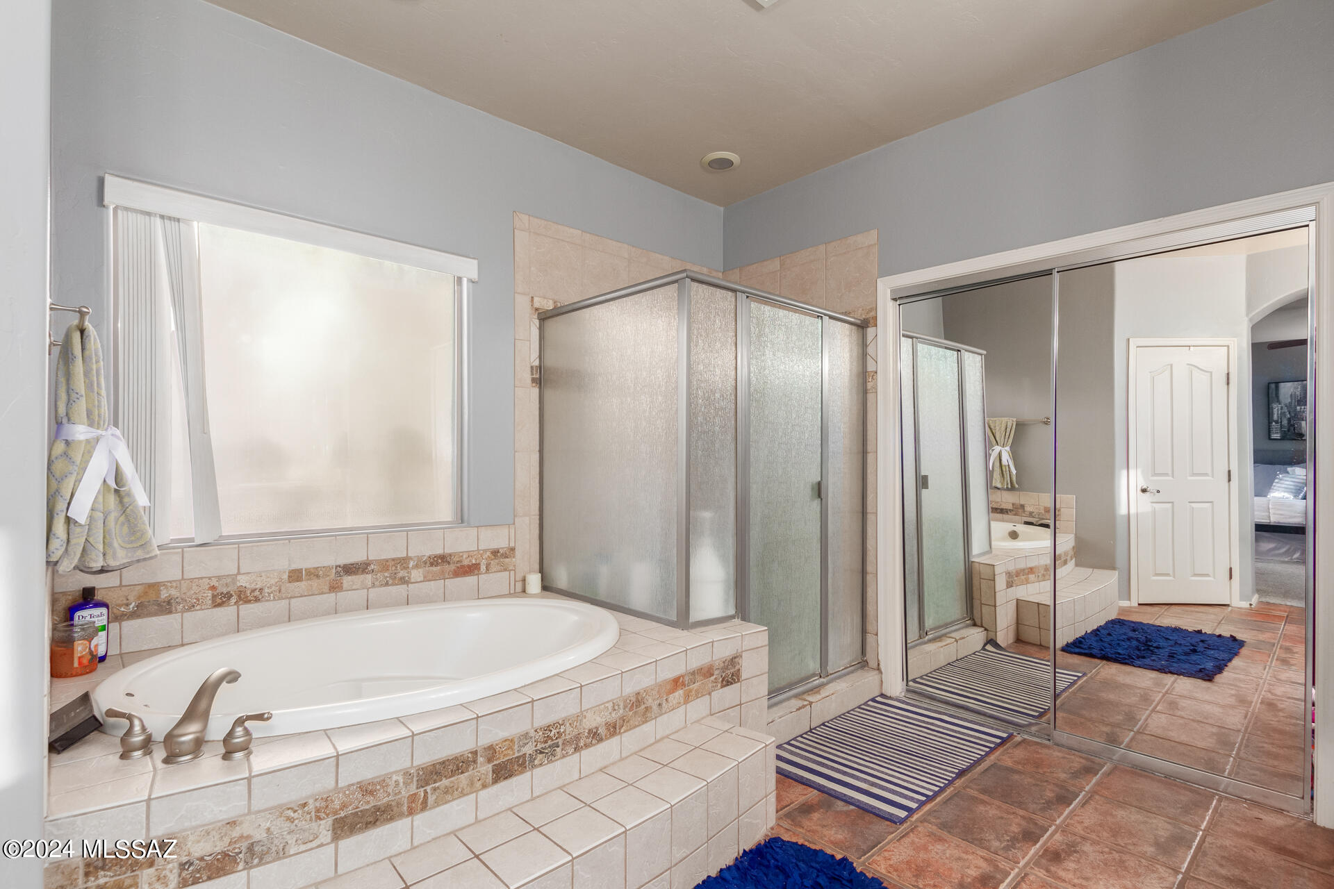 Encanto Del Lago (1-82) - Residential