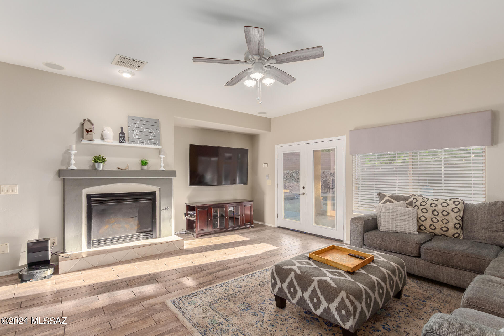 Encanto Del Lago (1-82) - Residential