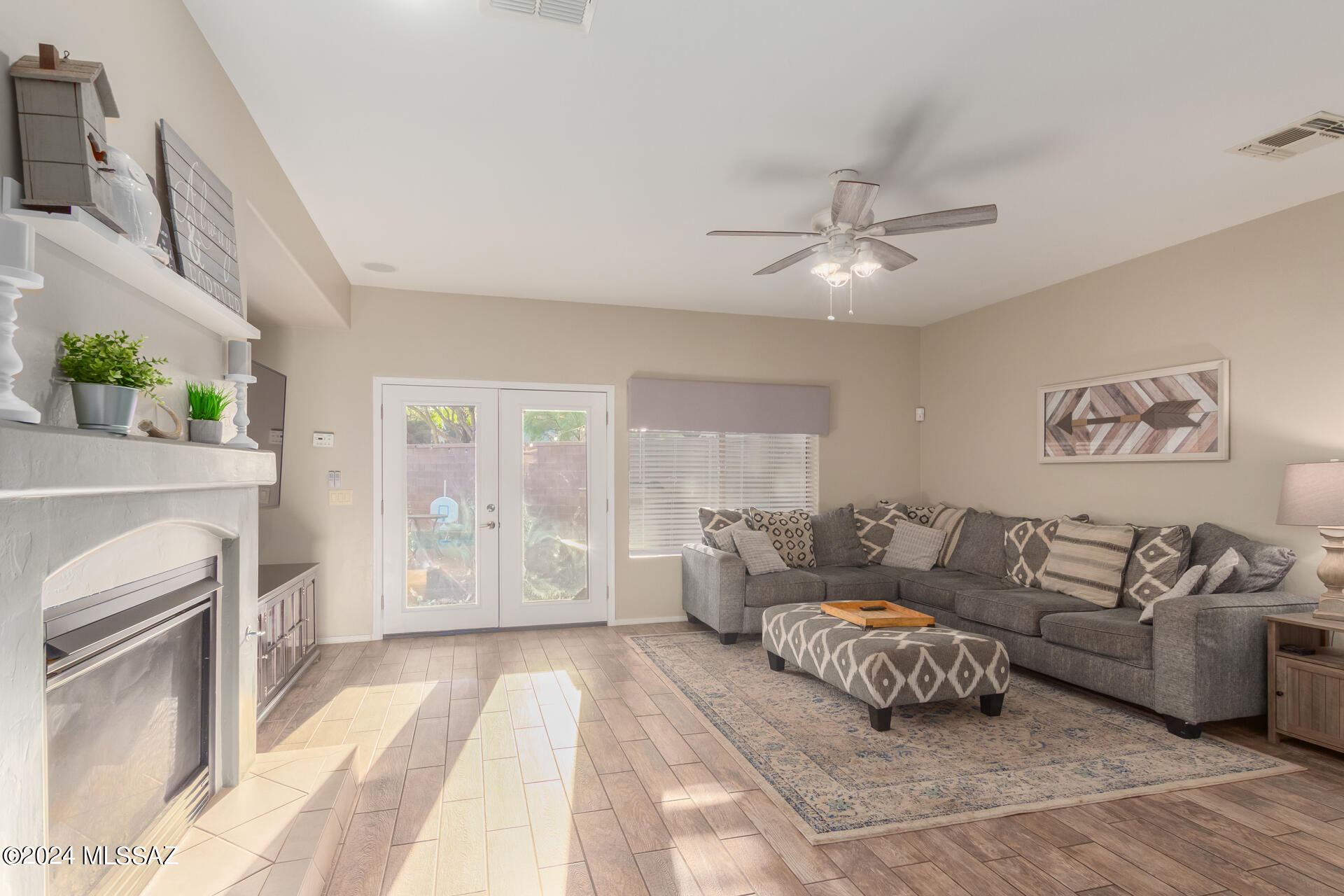 Encanto Del Lago (1-82) - Residential
