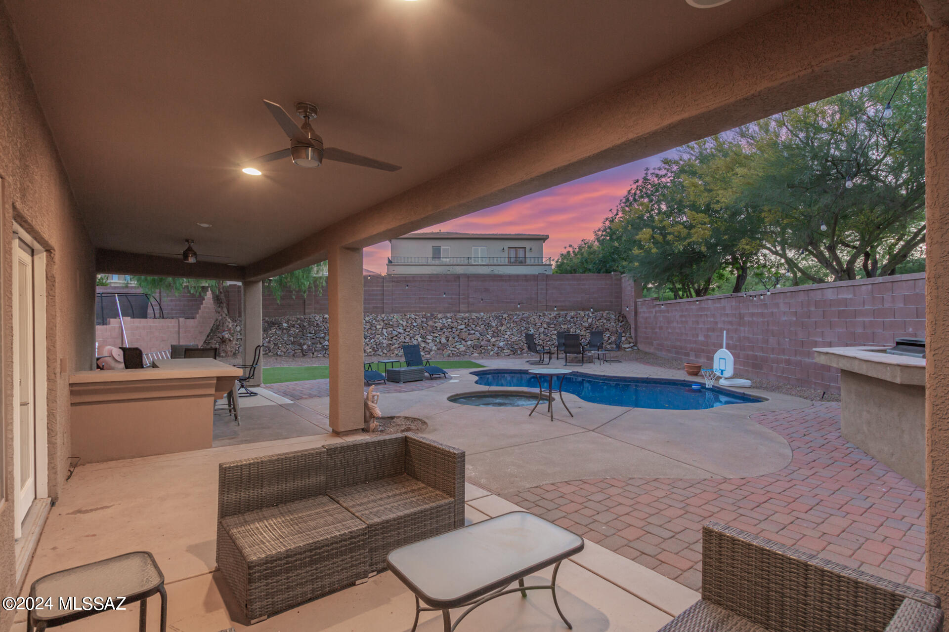 Encanto Del Lago (1-82) - Residential