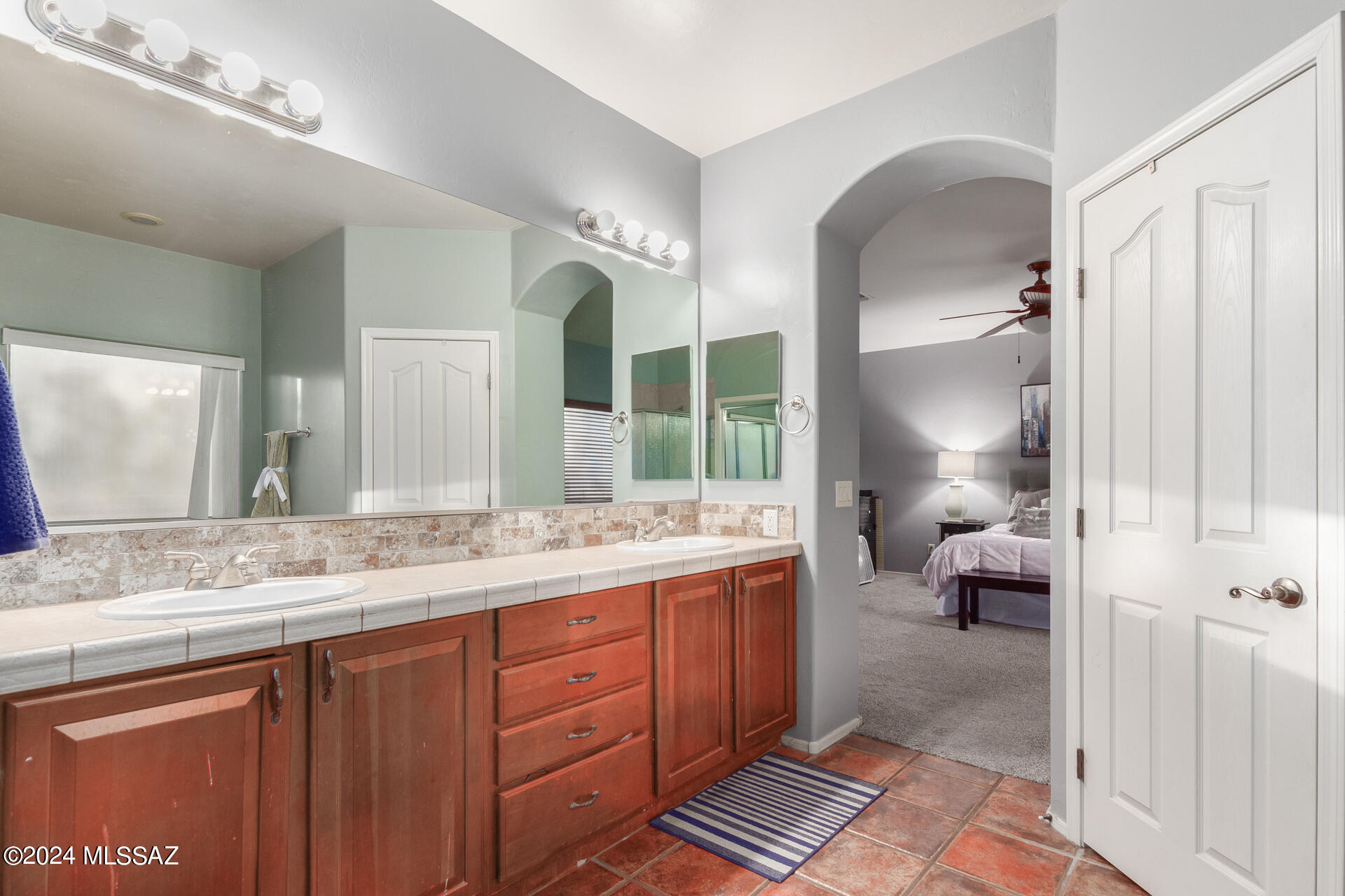 Encanto Del Lago (1-82) - Residential