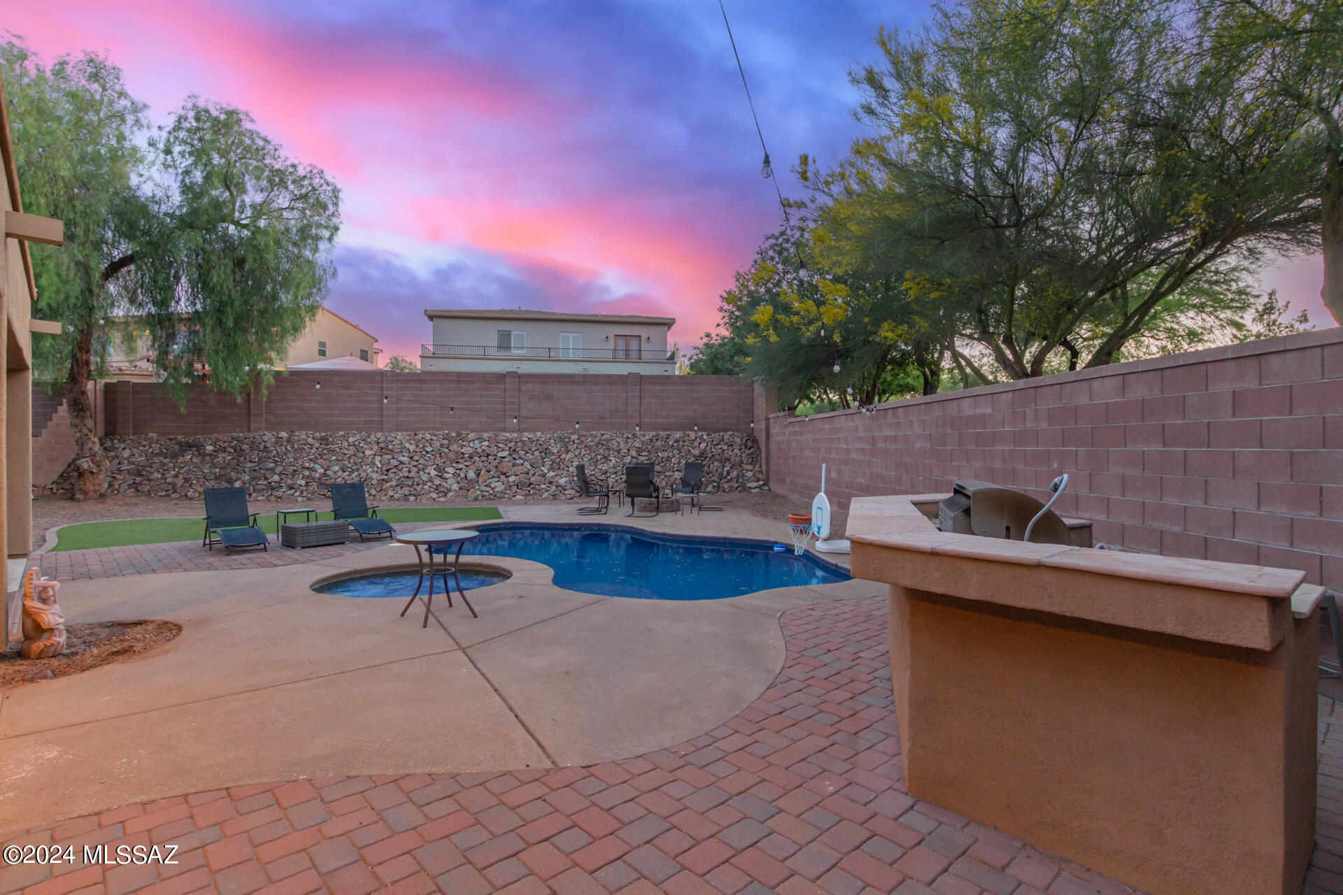 Encanto Del Lago (1-82) - Residential