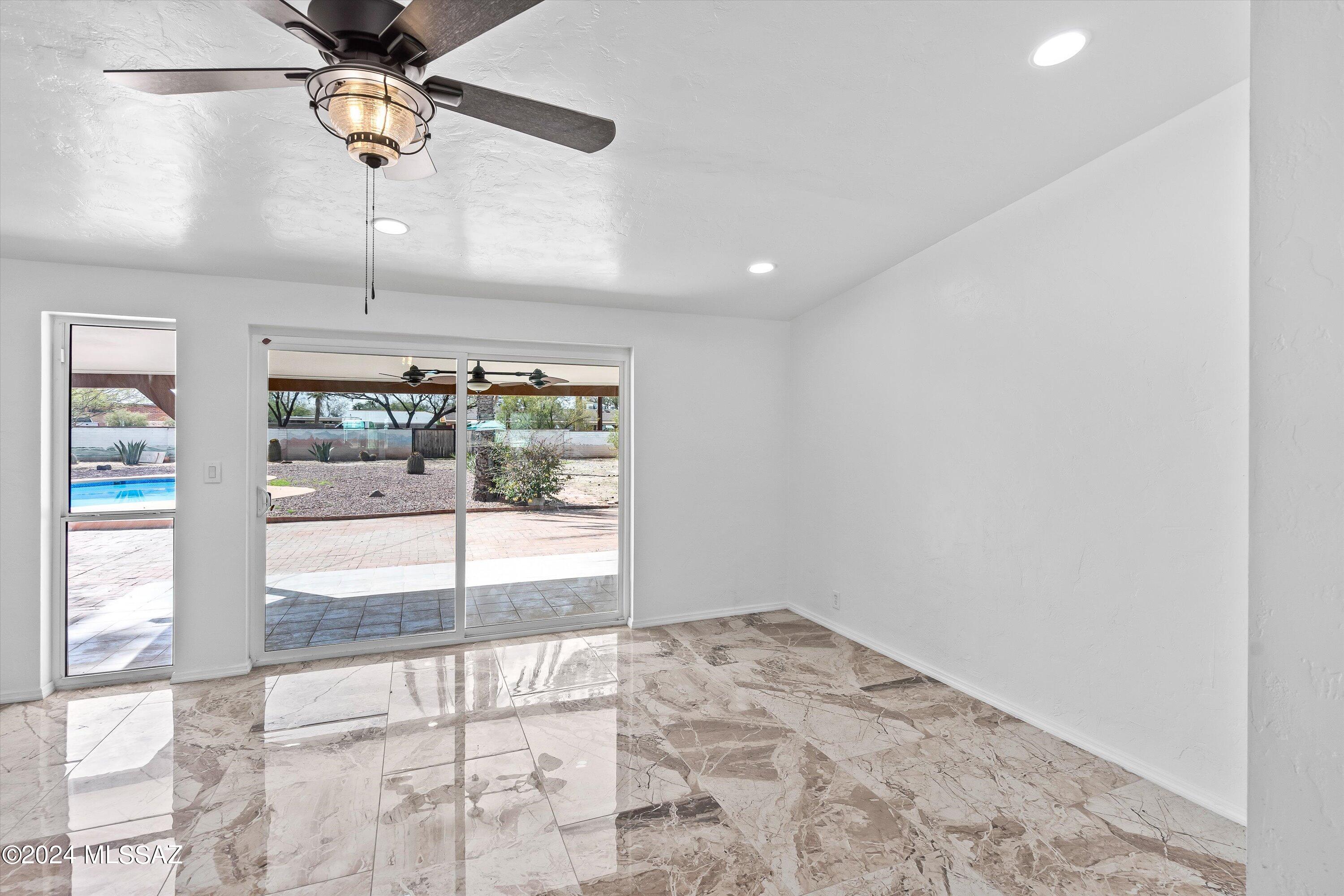 Wilshire Park - Residential