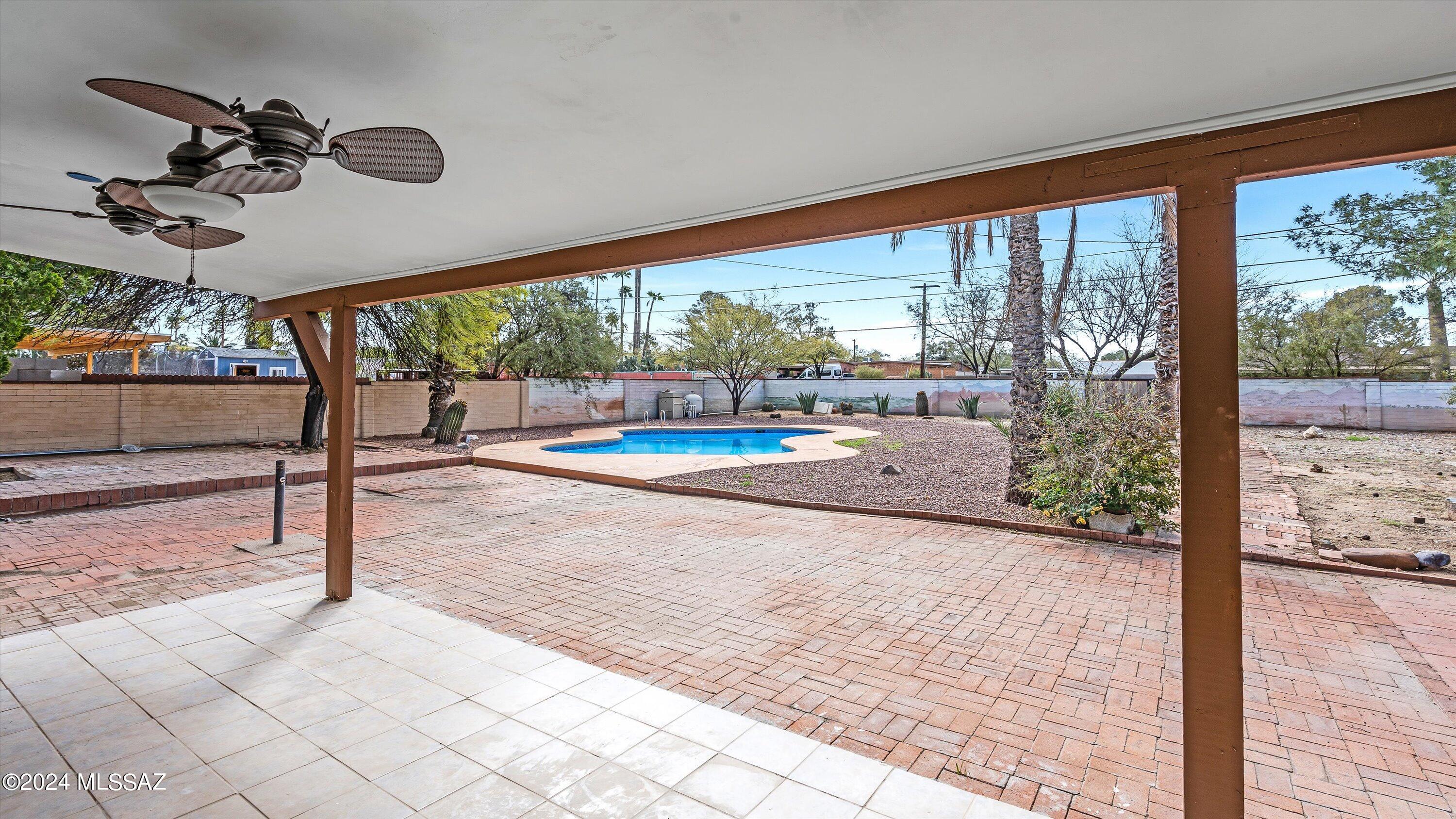 Wilshire Park - Residential