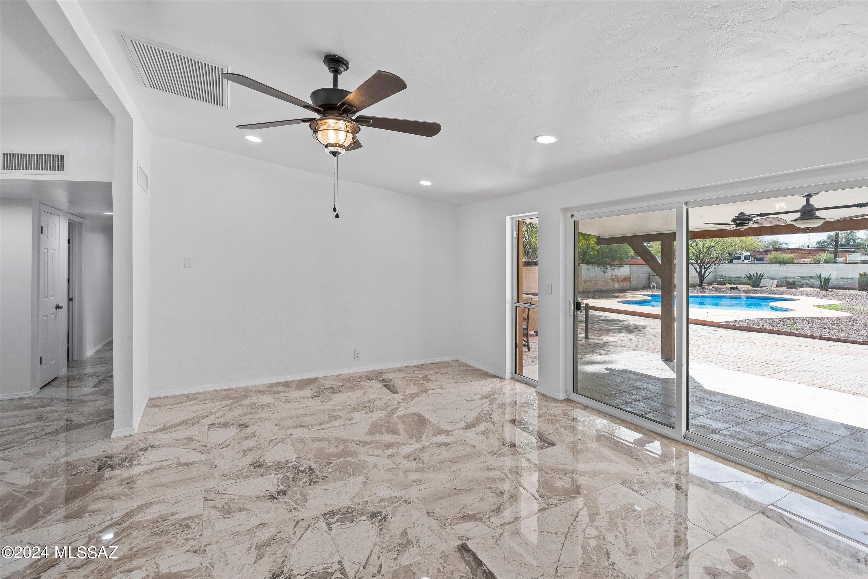Wilshire Park - Residential