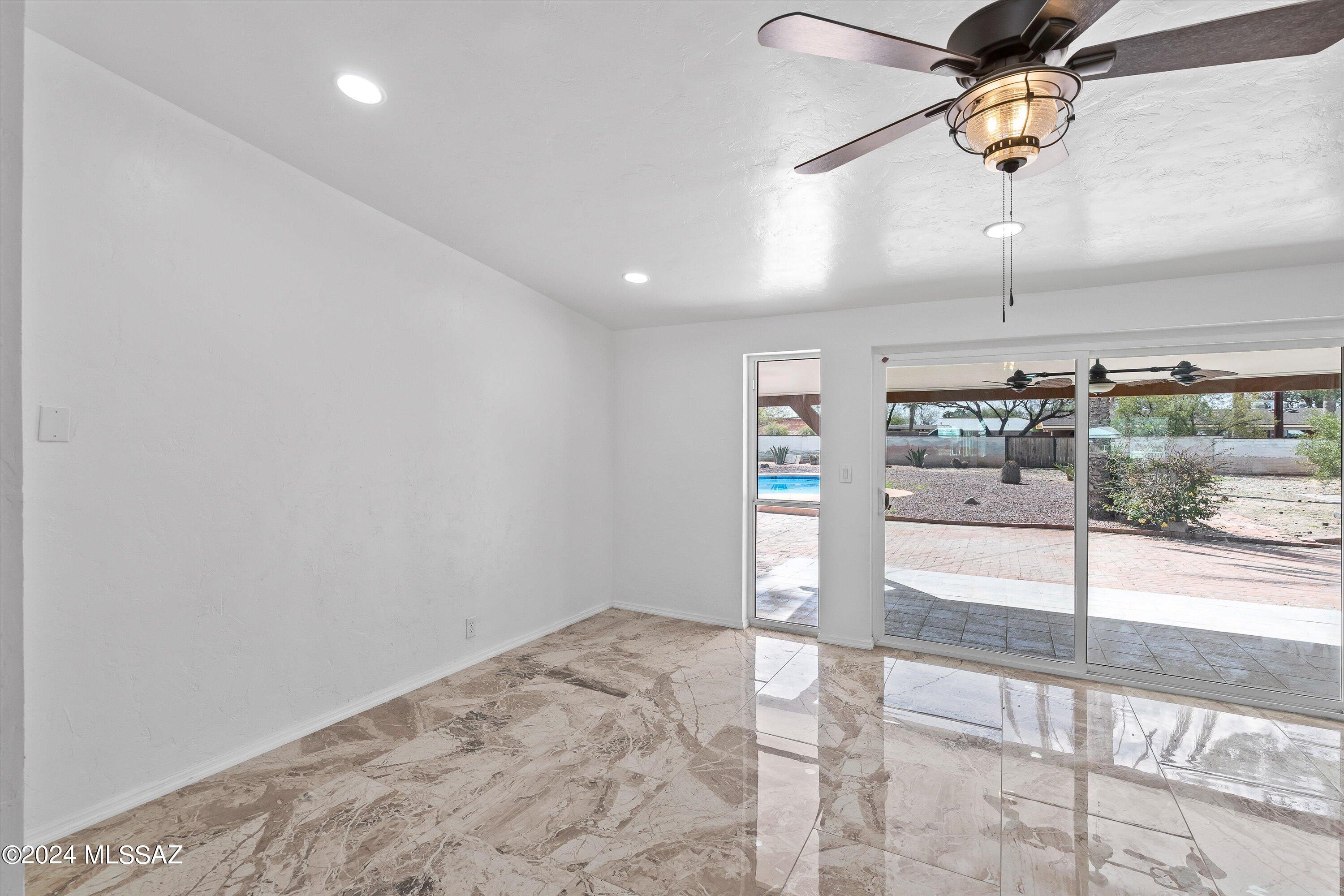 Wilshire Park - Residential
