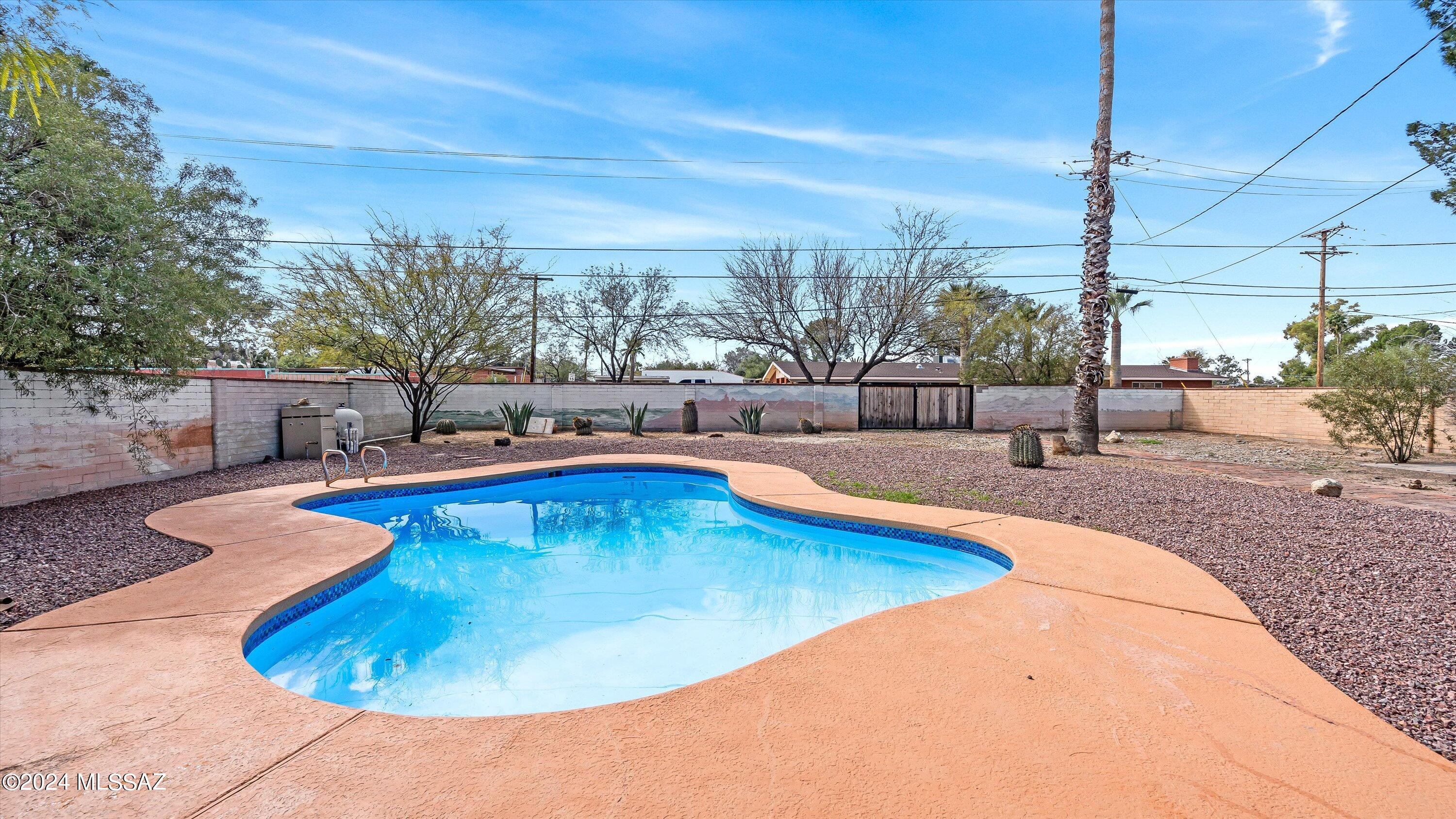 Wilshire Park - Residential