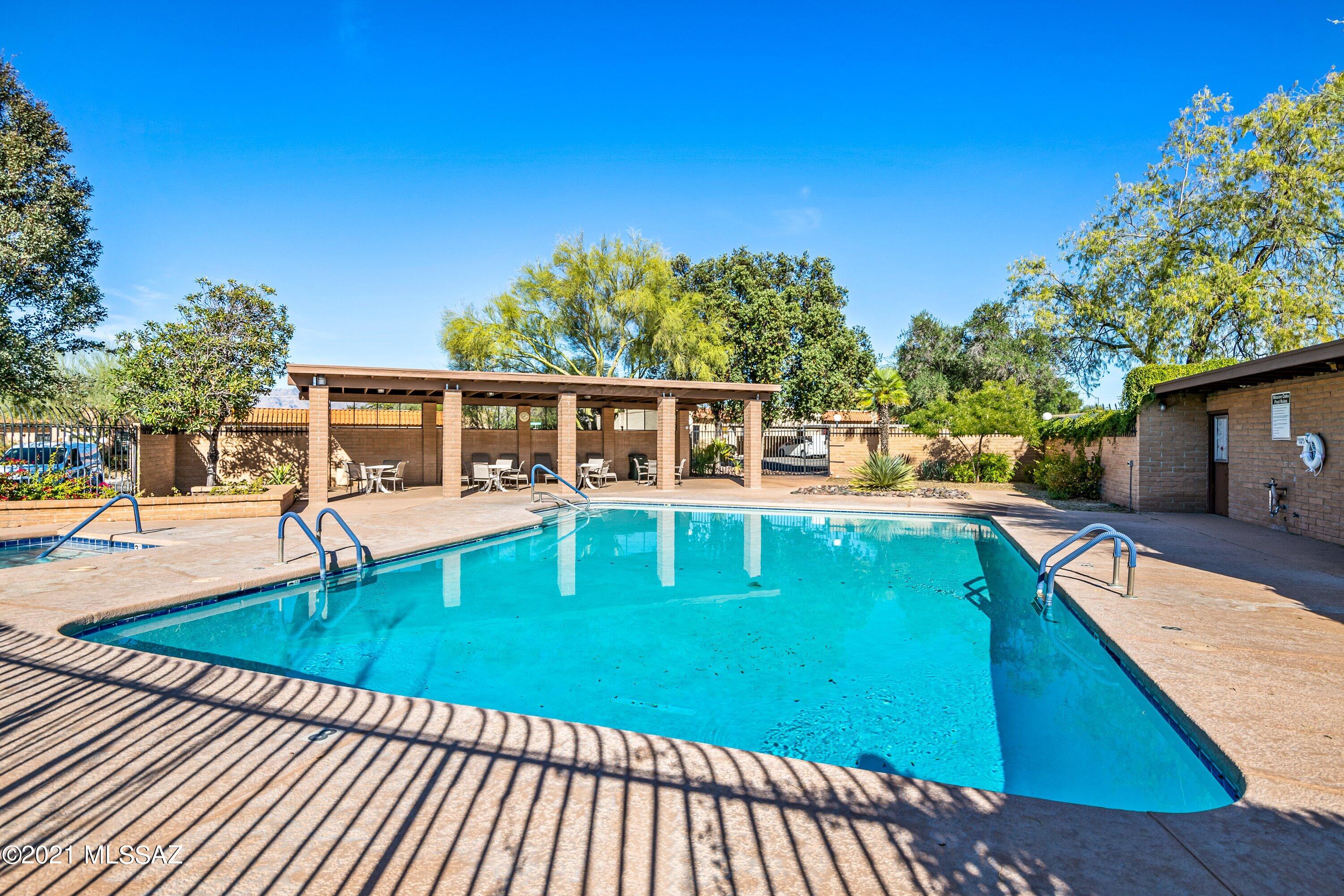 Mission Oaks (1-90) - Residential