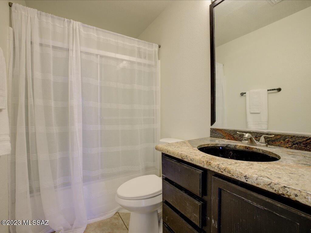 Arroyo Vista (1-166) - Residential