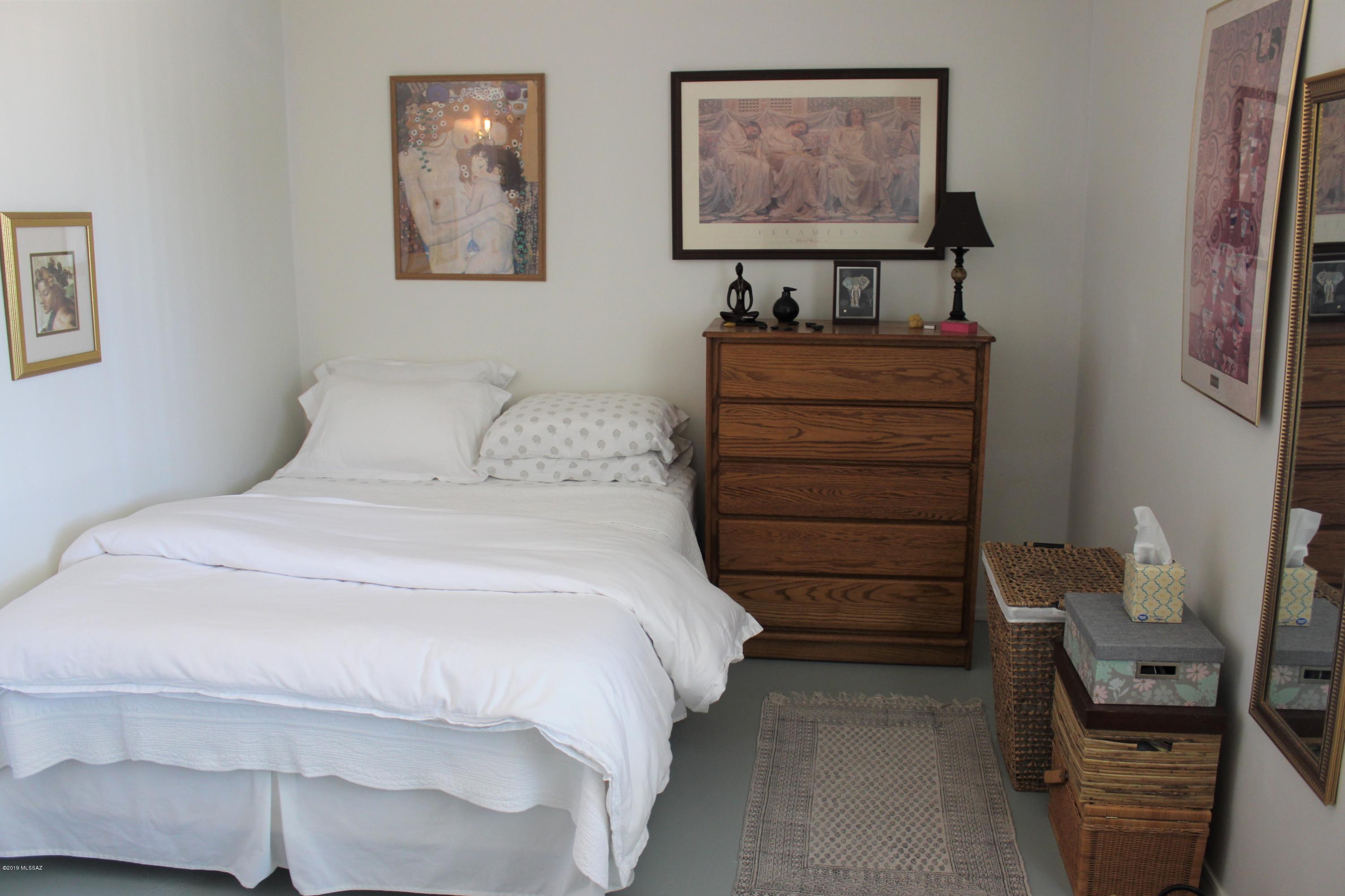 Sunset Foothills Condos (1-201) - Residential