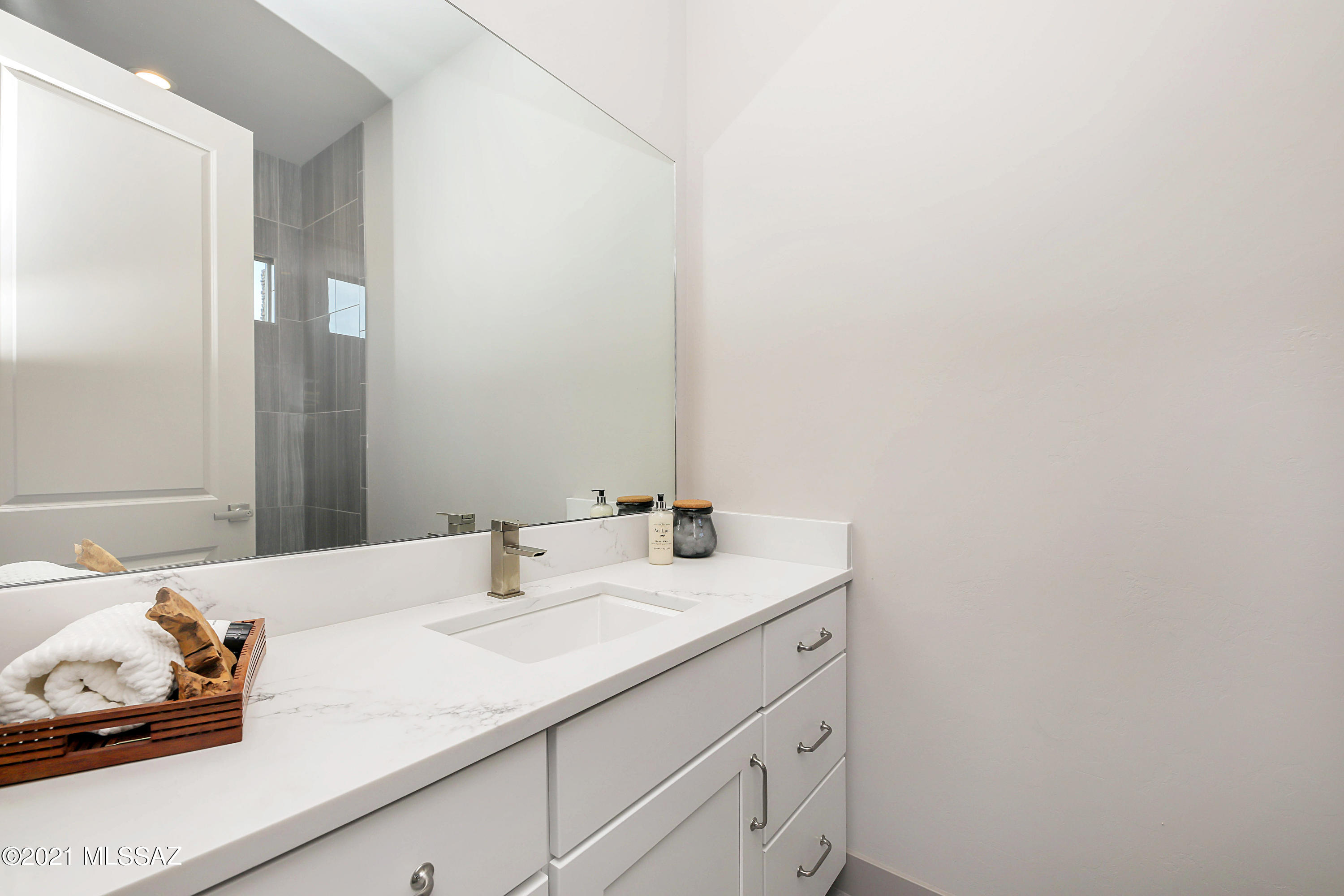 The Enclave At Stone Canyon V - Residential