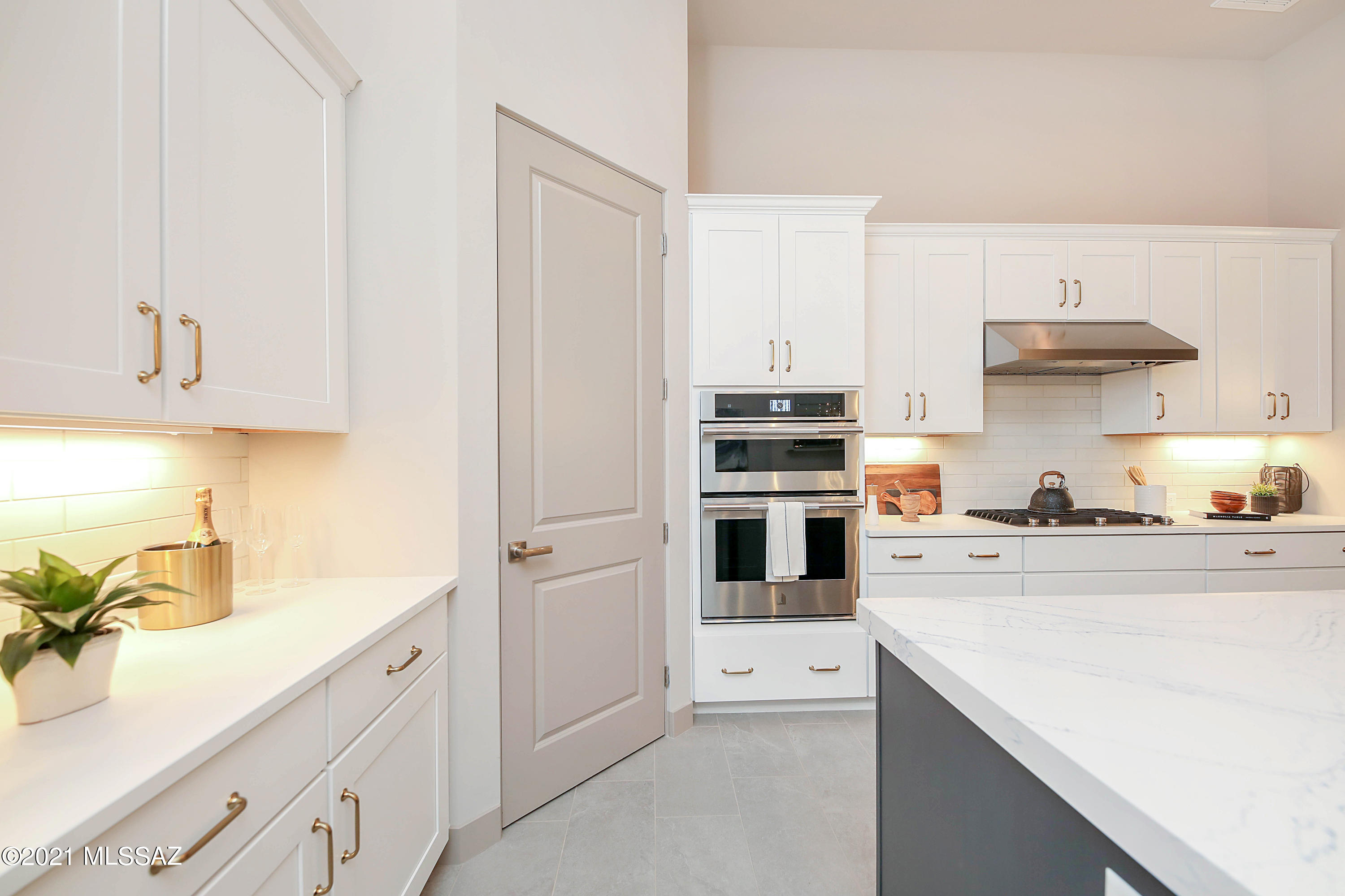 The Enclave At Stone Canyon V - Residential