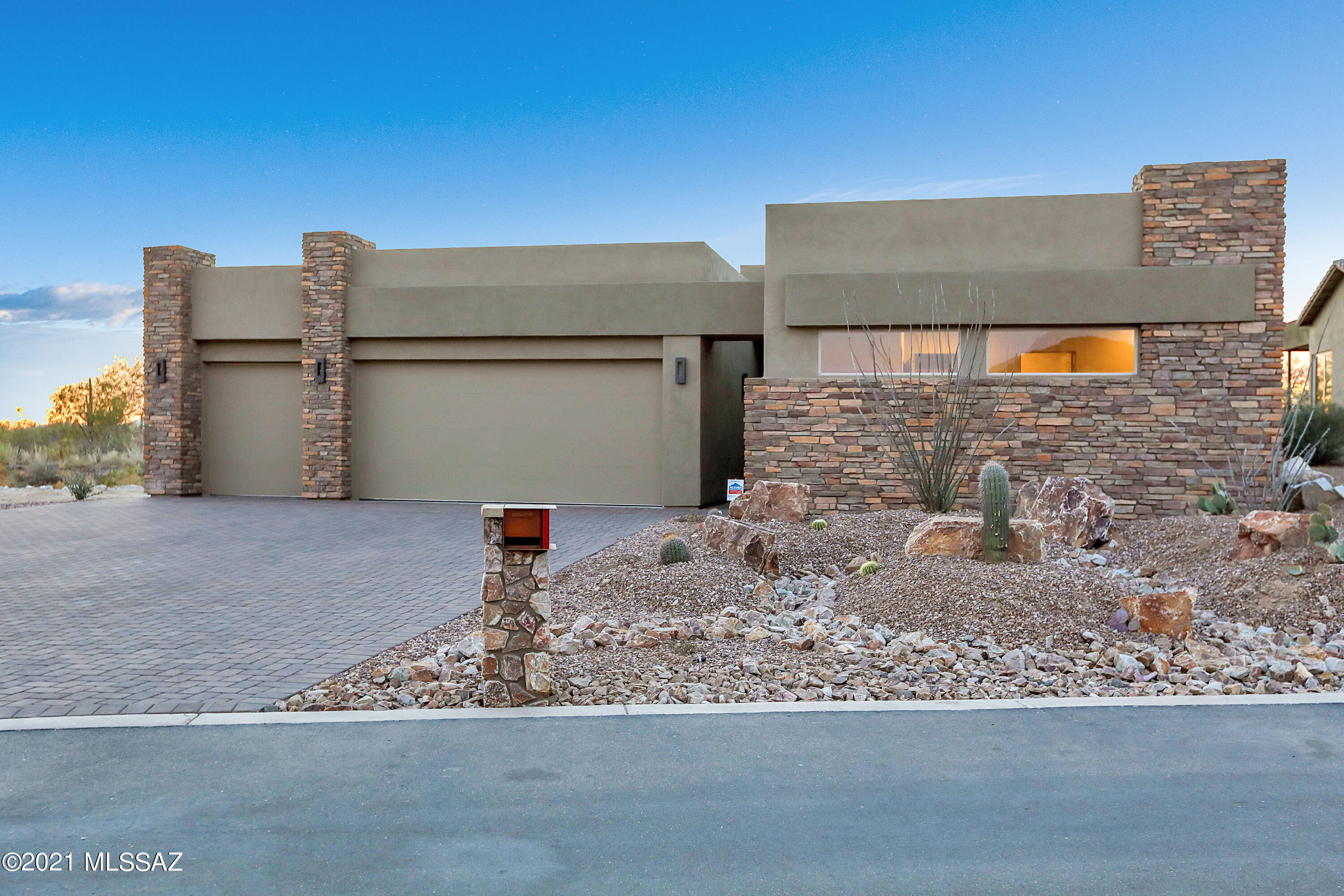 The Enclave At Stone Canyon V - Residential