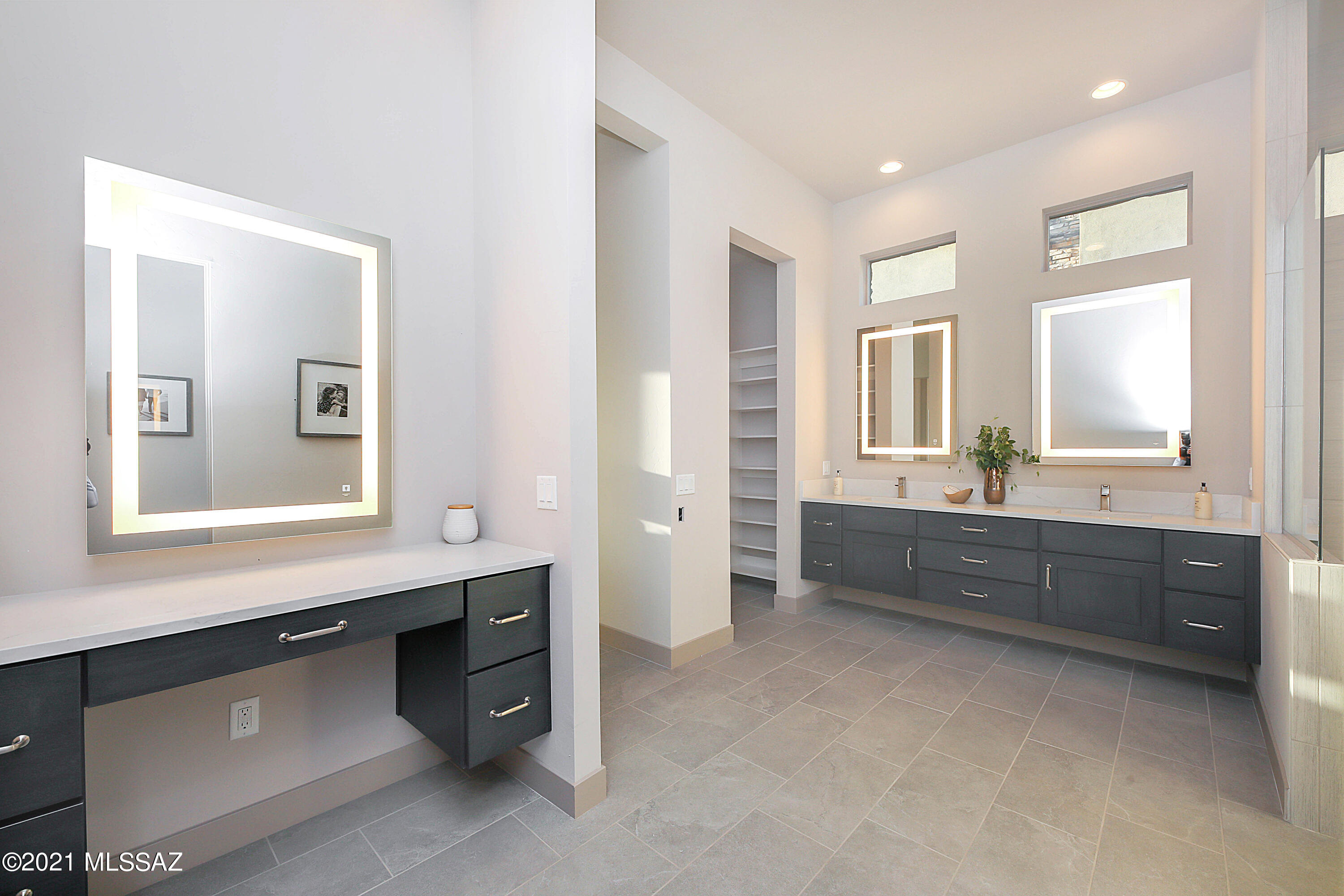 The Enclave At Stone Canyon V - Residential