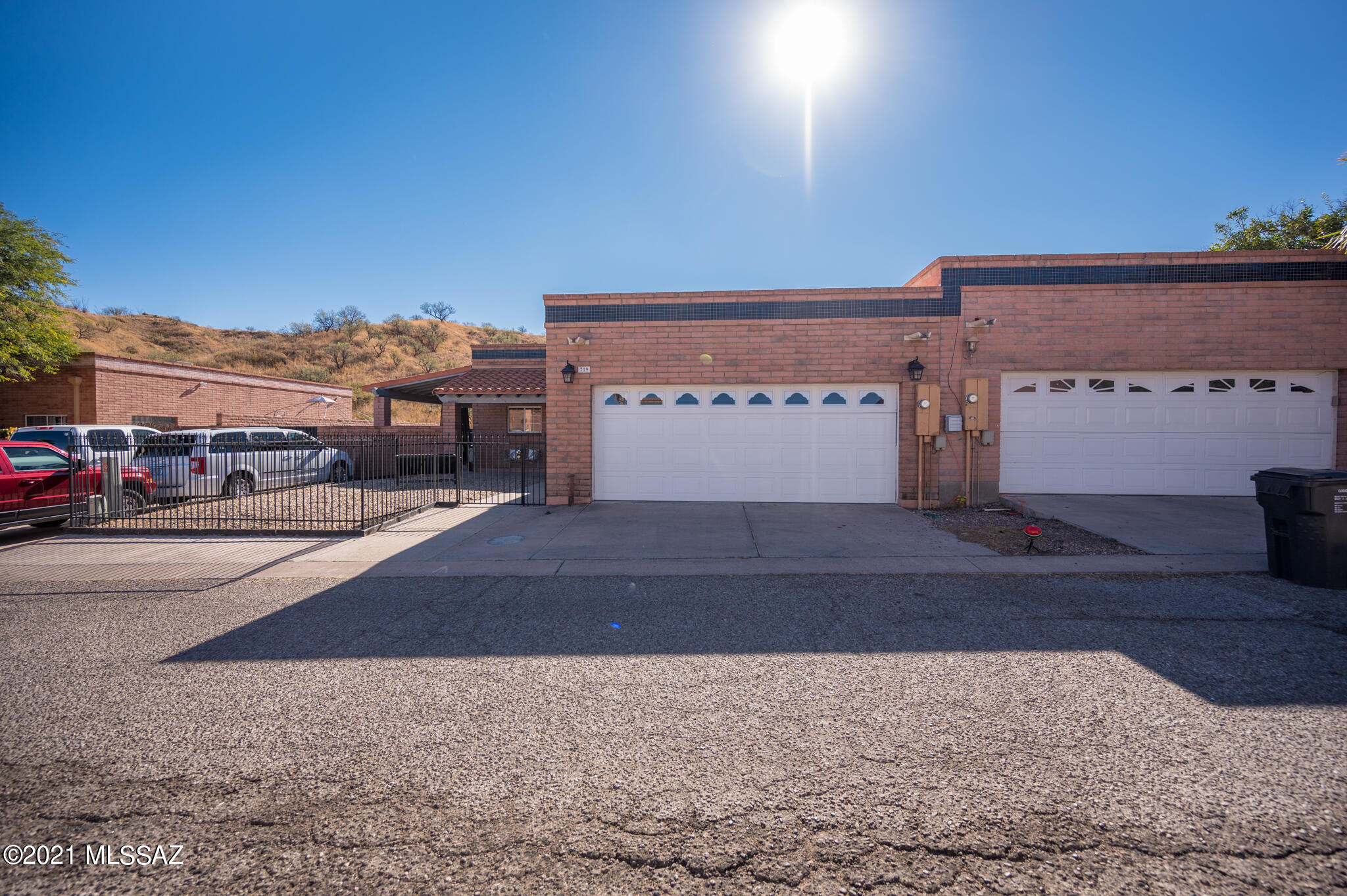 Mariposa Townhomes - Residential