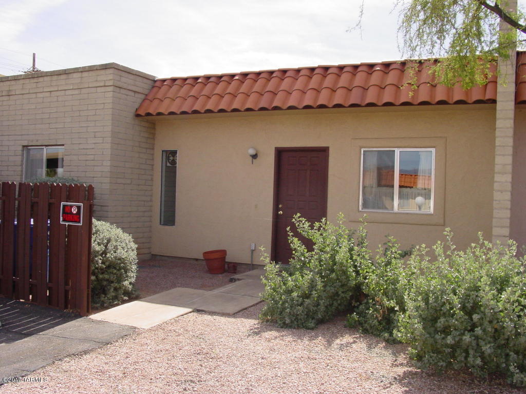 Pantano Park (1-77,78,79) - Residential Lease