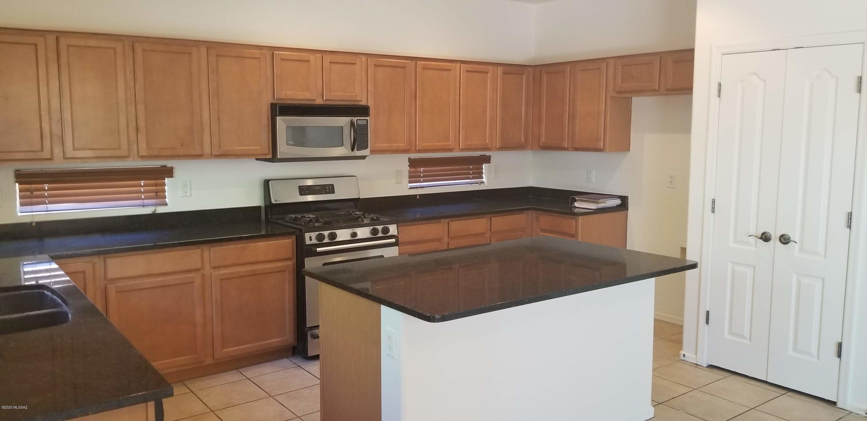 Rancho Paraiso (1-183) - Residential Lease