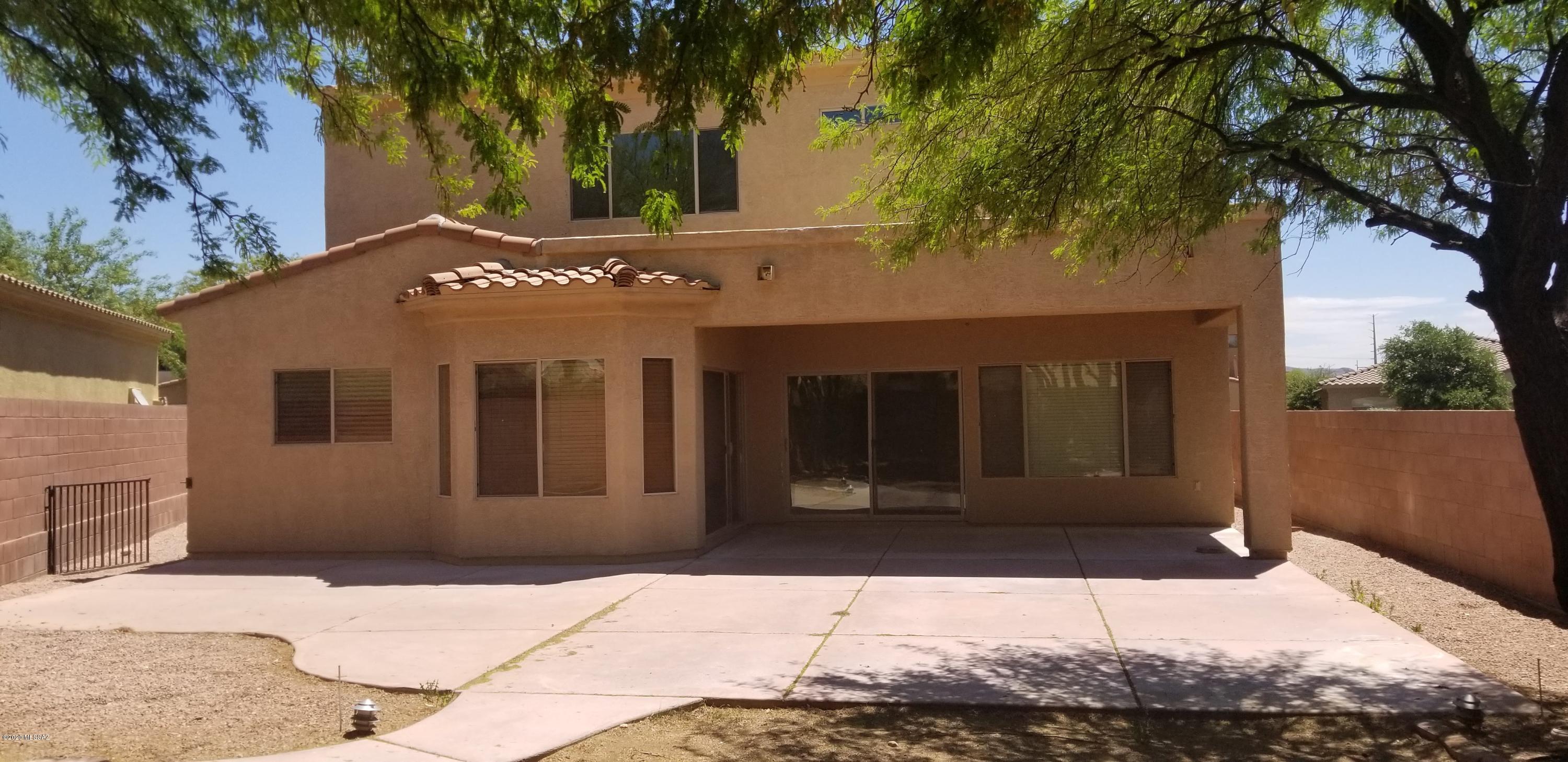 Rancho Paraiso (1-183) - Residential Lease