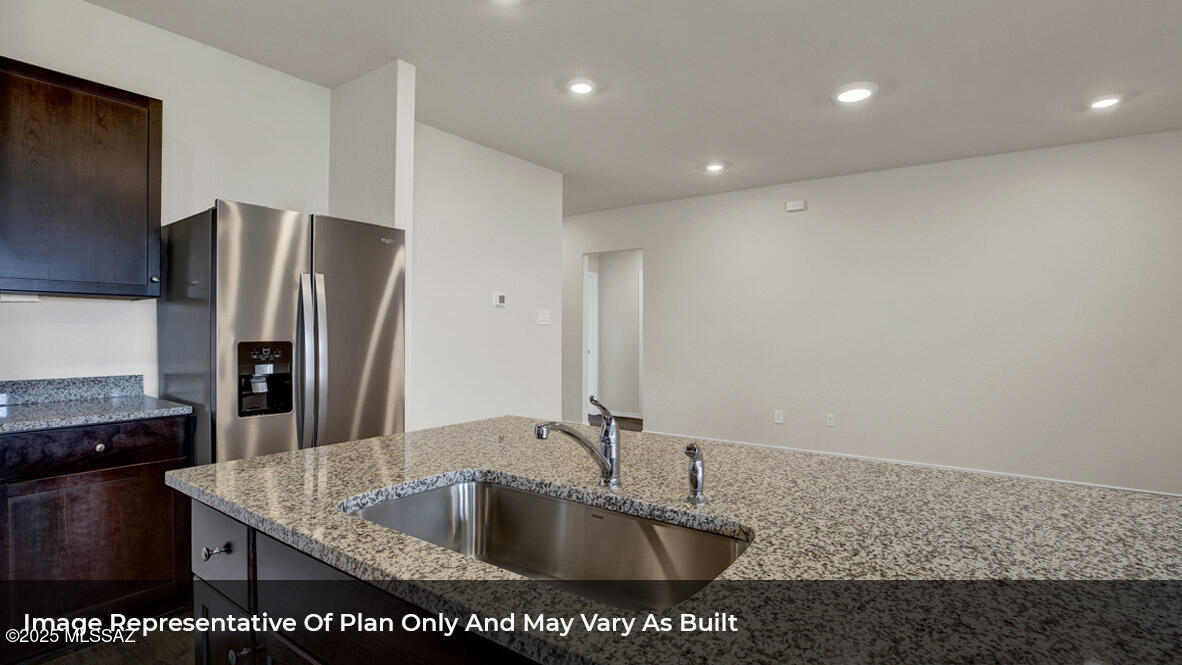 The Village at Barnett - Residential