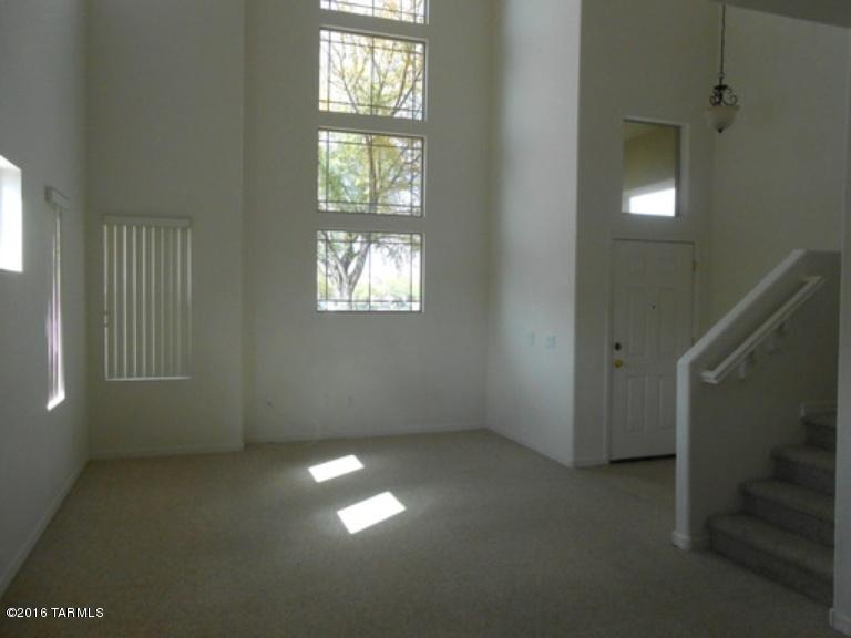 Presidio De Cancion (1-200) - Residential