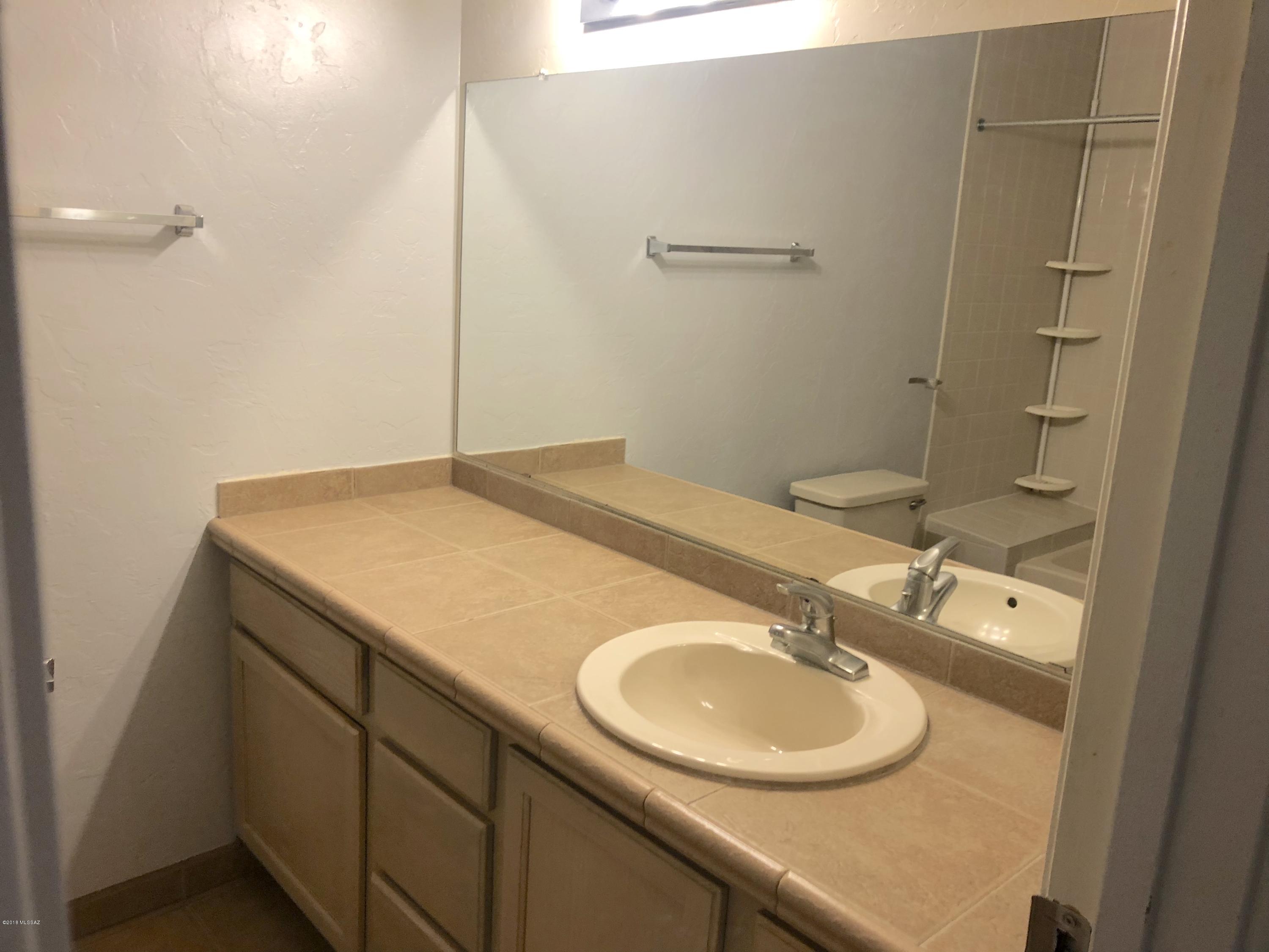 Dakotah Hills Condominium - Residential Lease