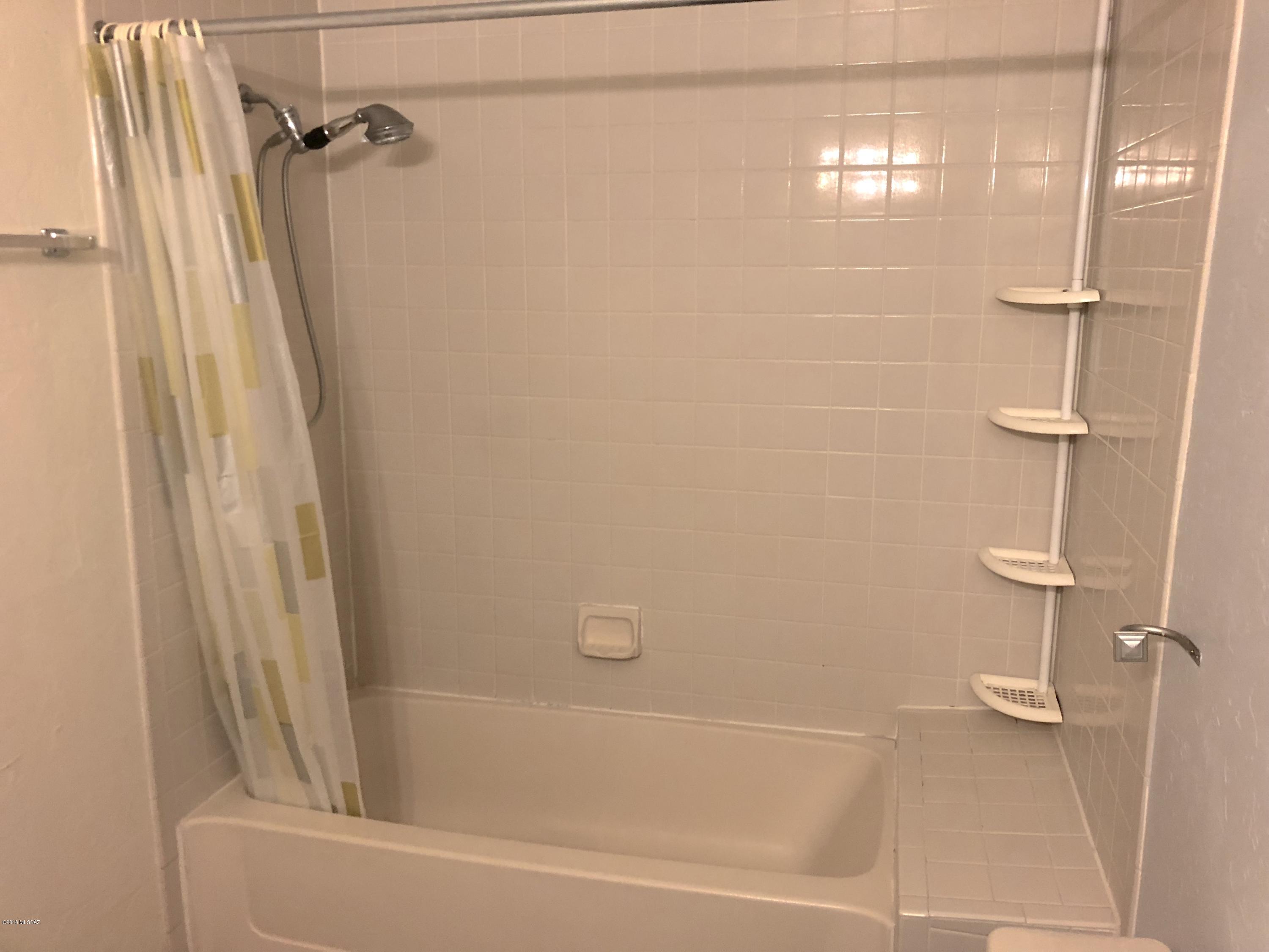 Dakotah Hills Condominium - Residential Lease