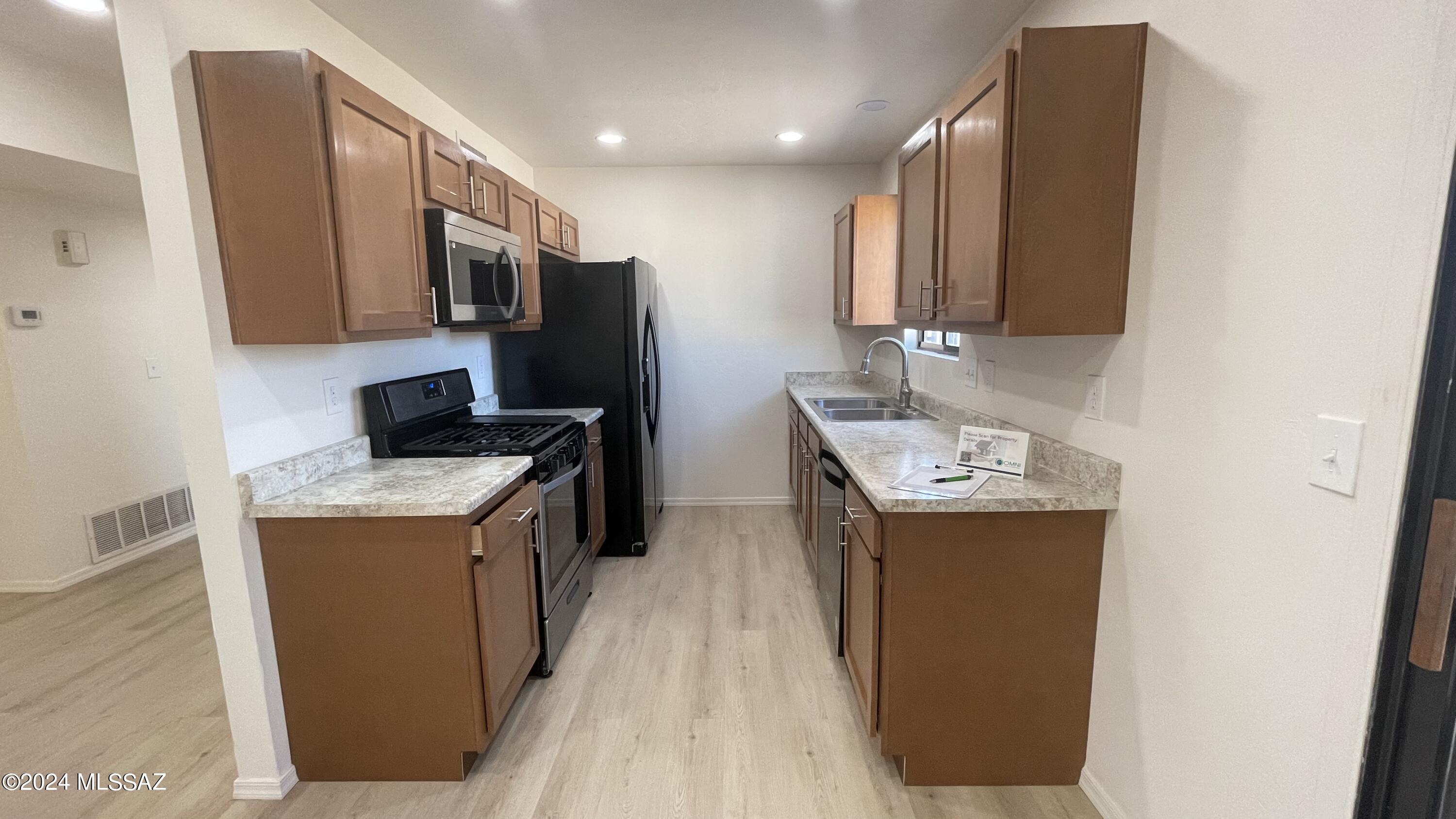 Sunland Vista - Residential