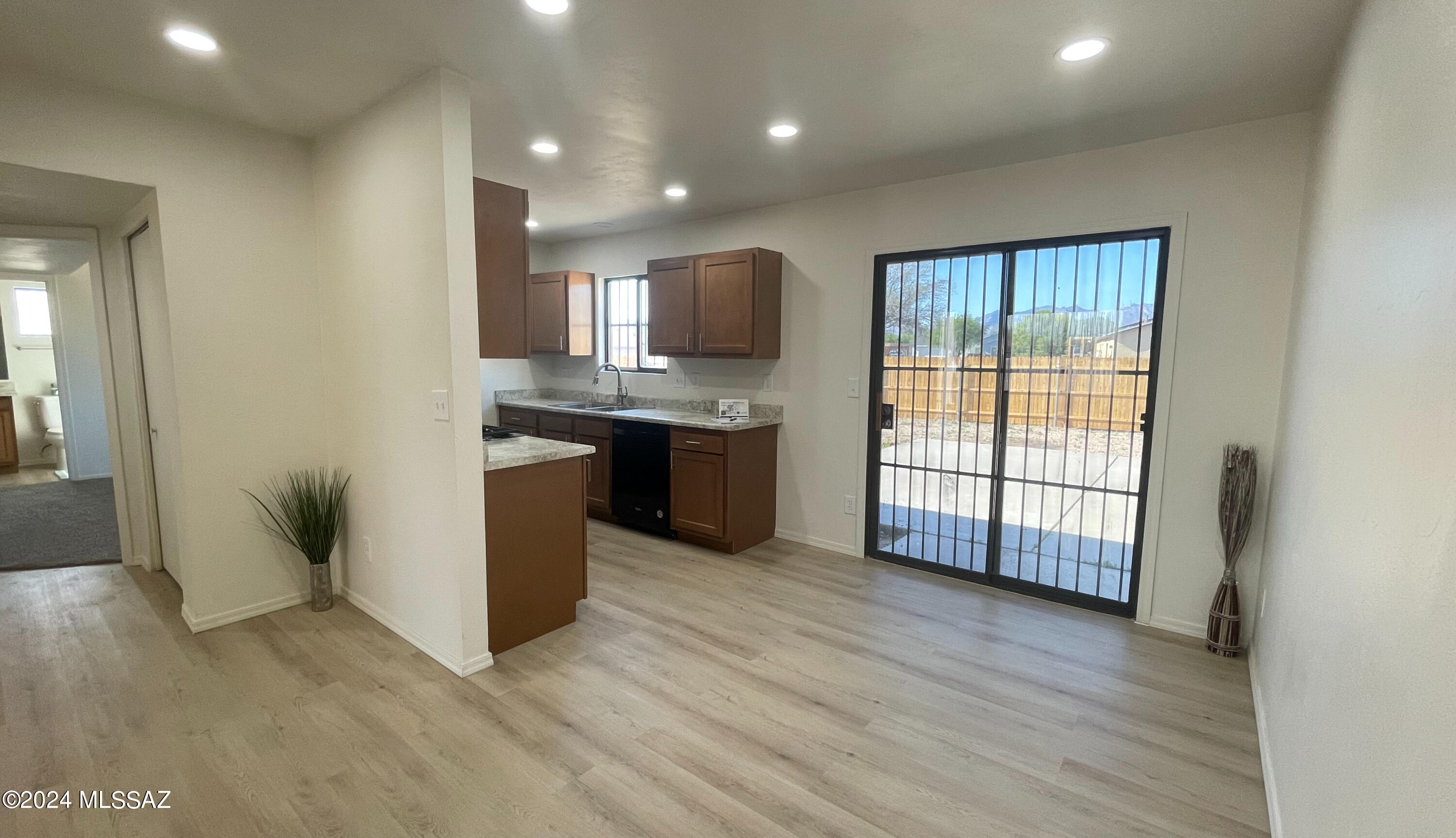 Sunland Vista - Residential