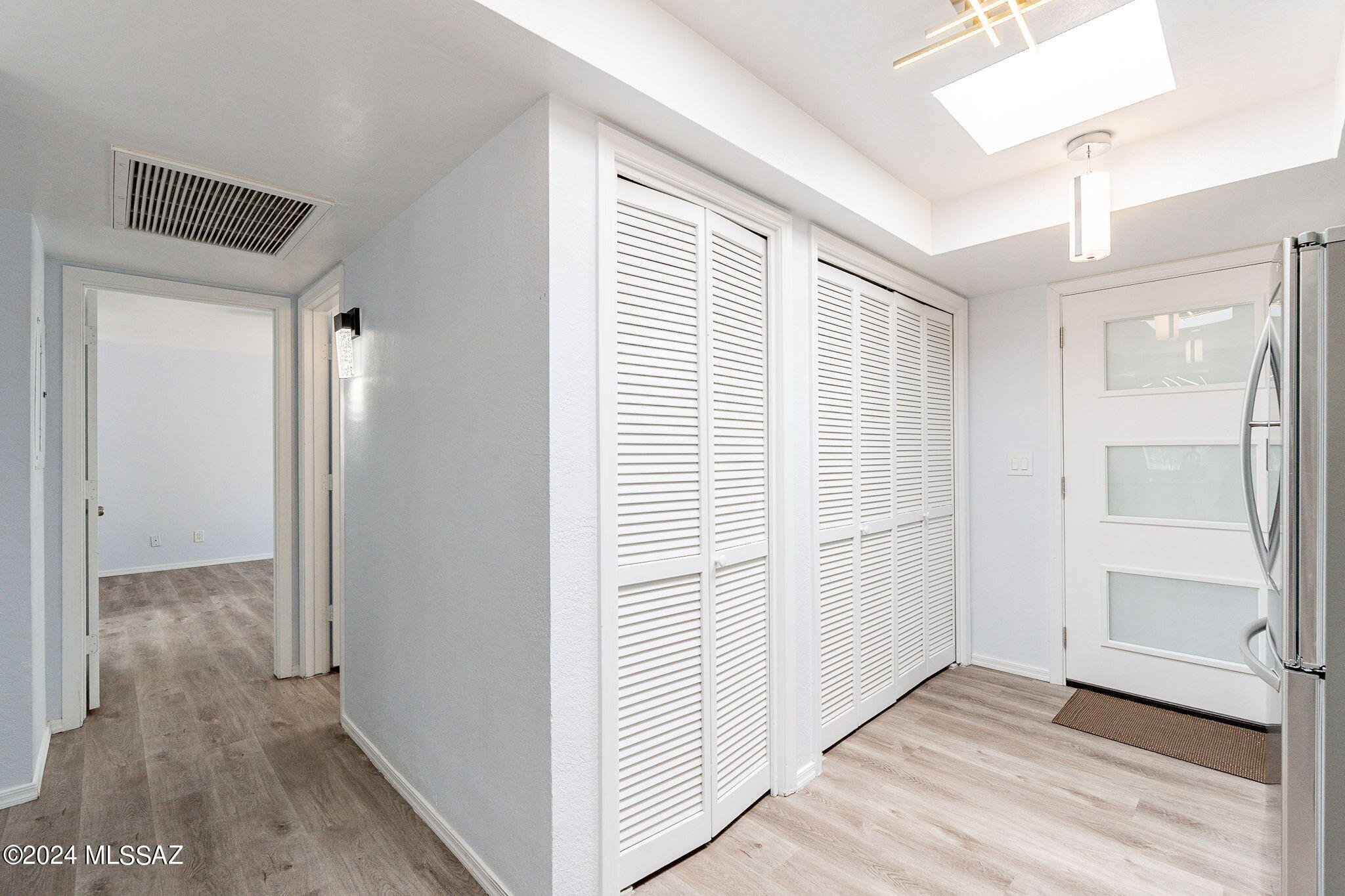 La Canada Village I (1-28) - Residential