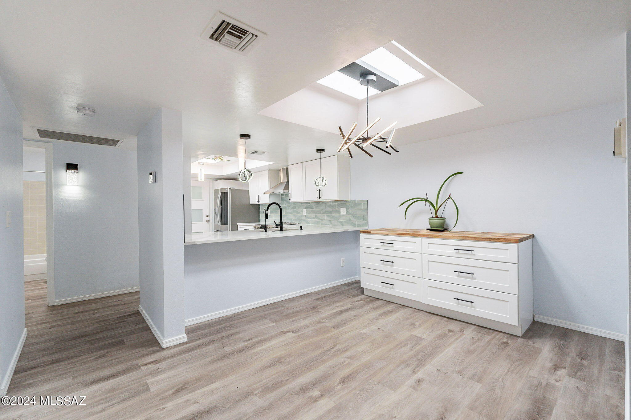 La Canada Village I (1-28) - Residential