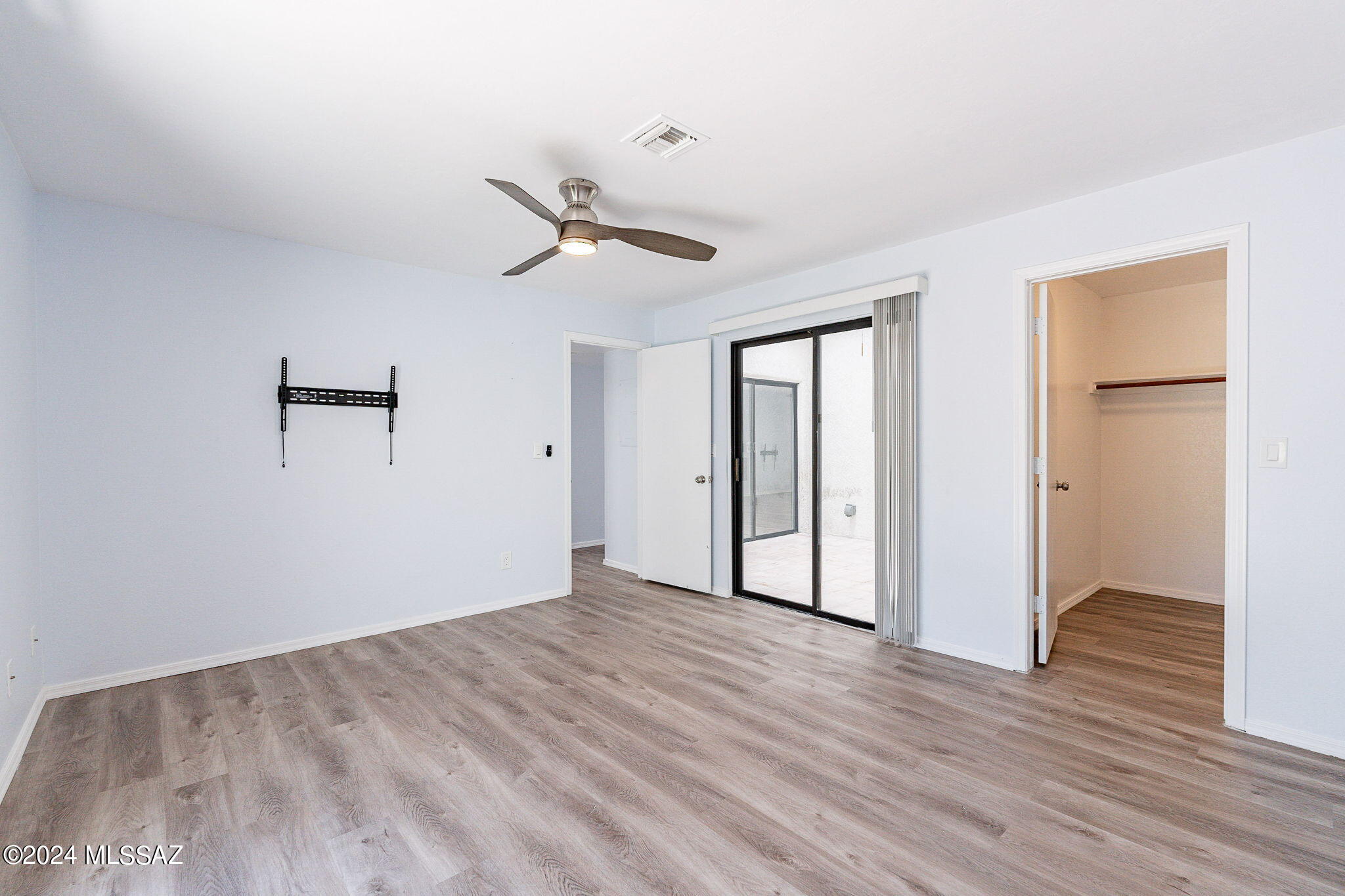 La Canada Village I (1-28) - Residential