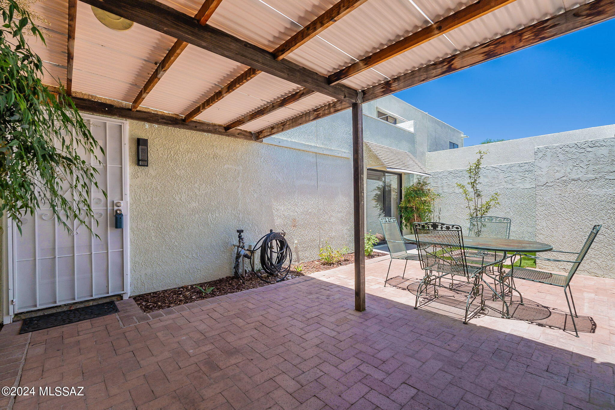La Canada Village I (1-28) - Residential
