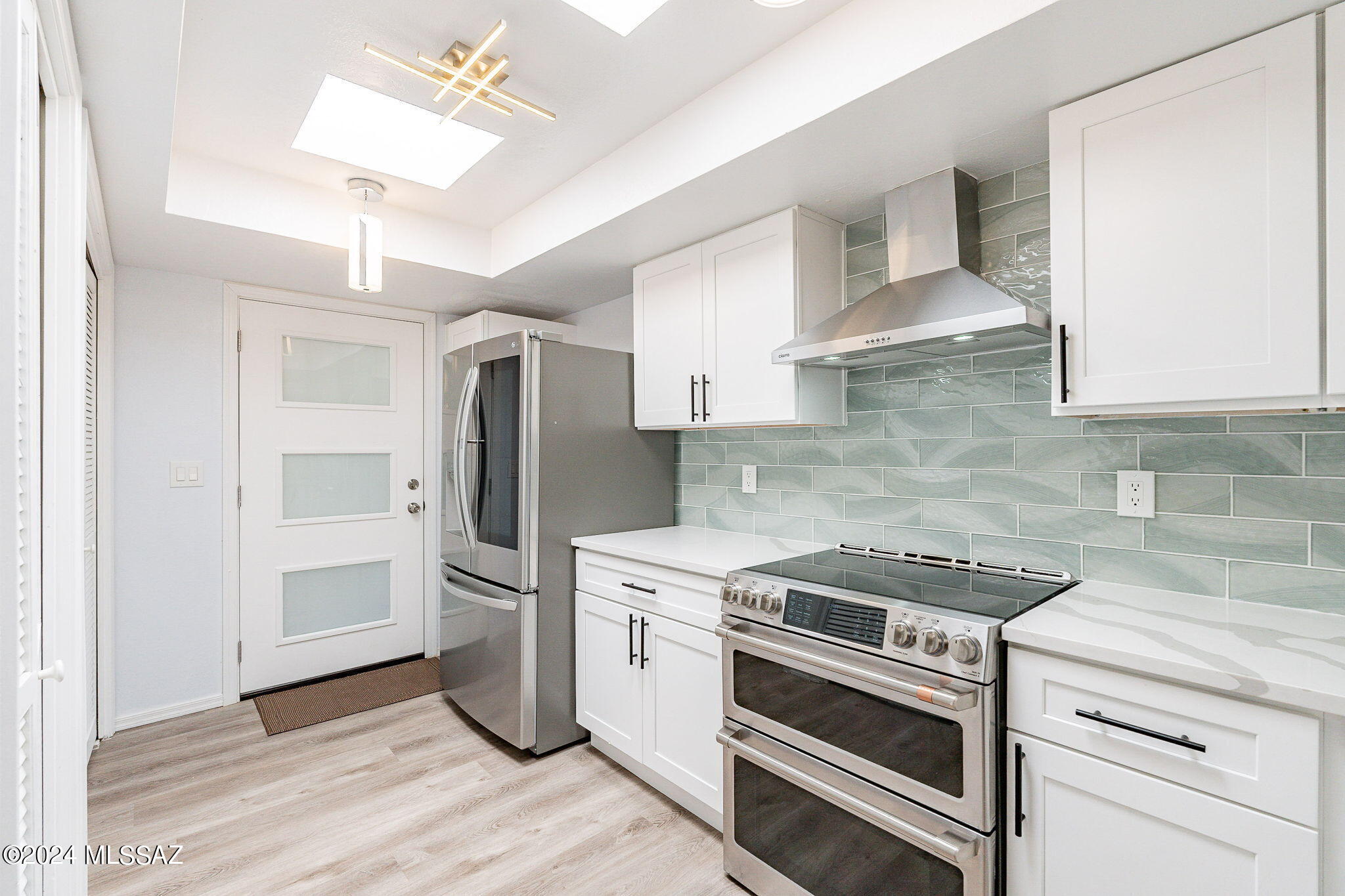 La Canada Village I (1-28) - Residential