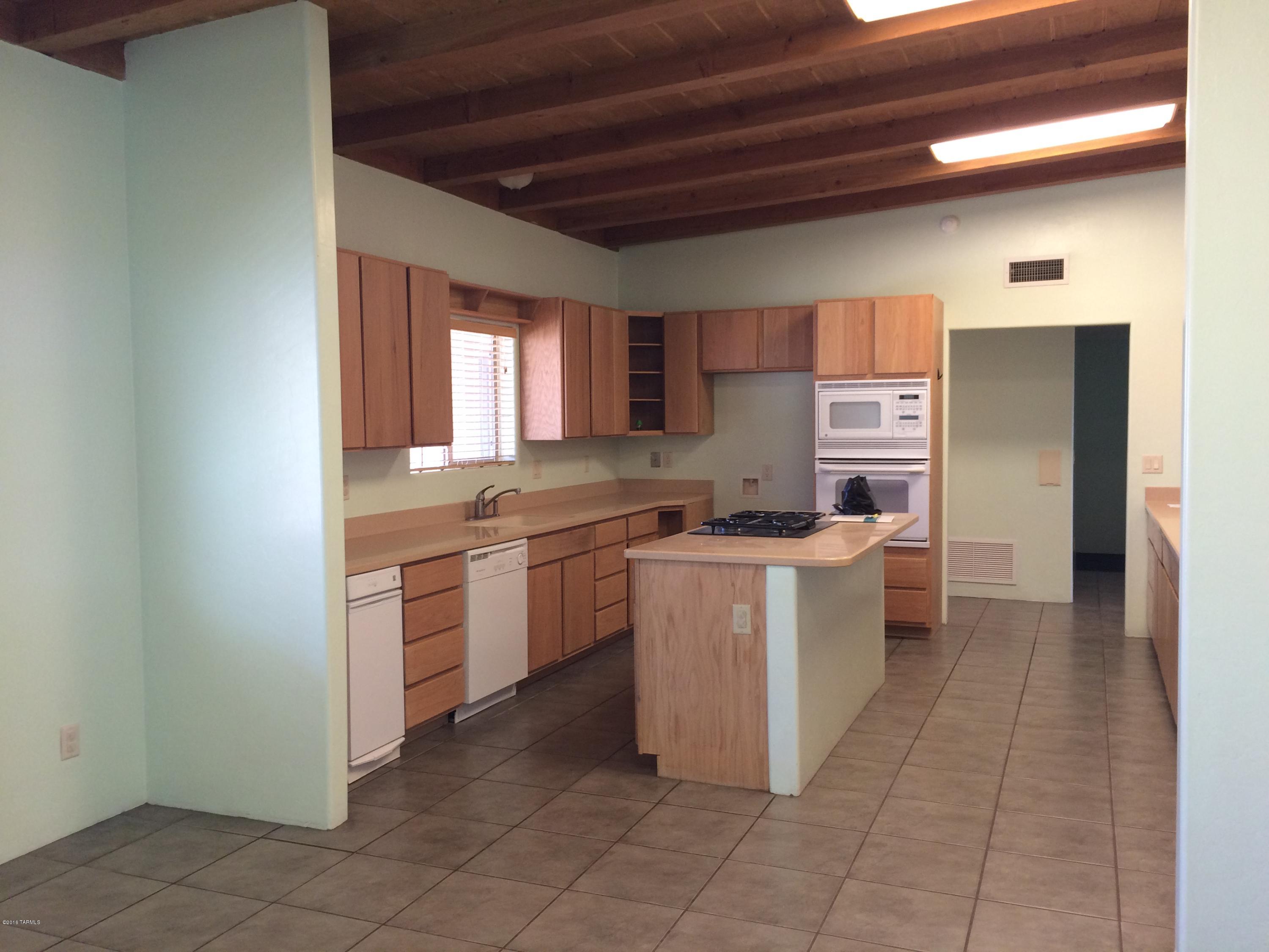 Unsubdivided - Residential Lease