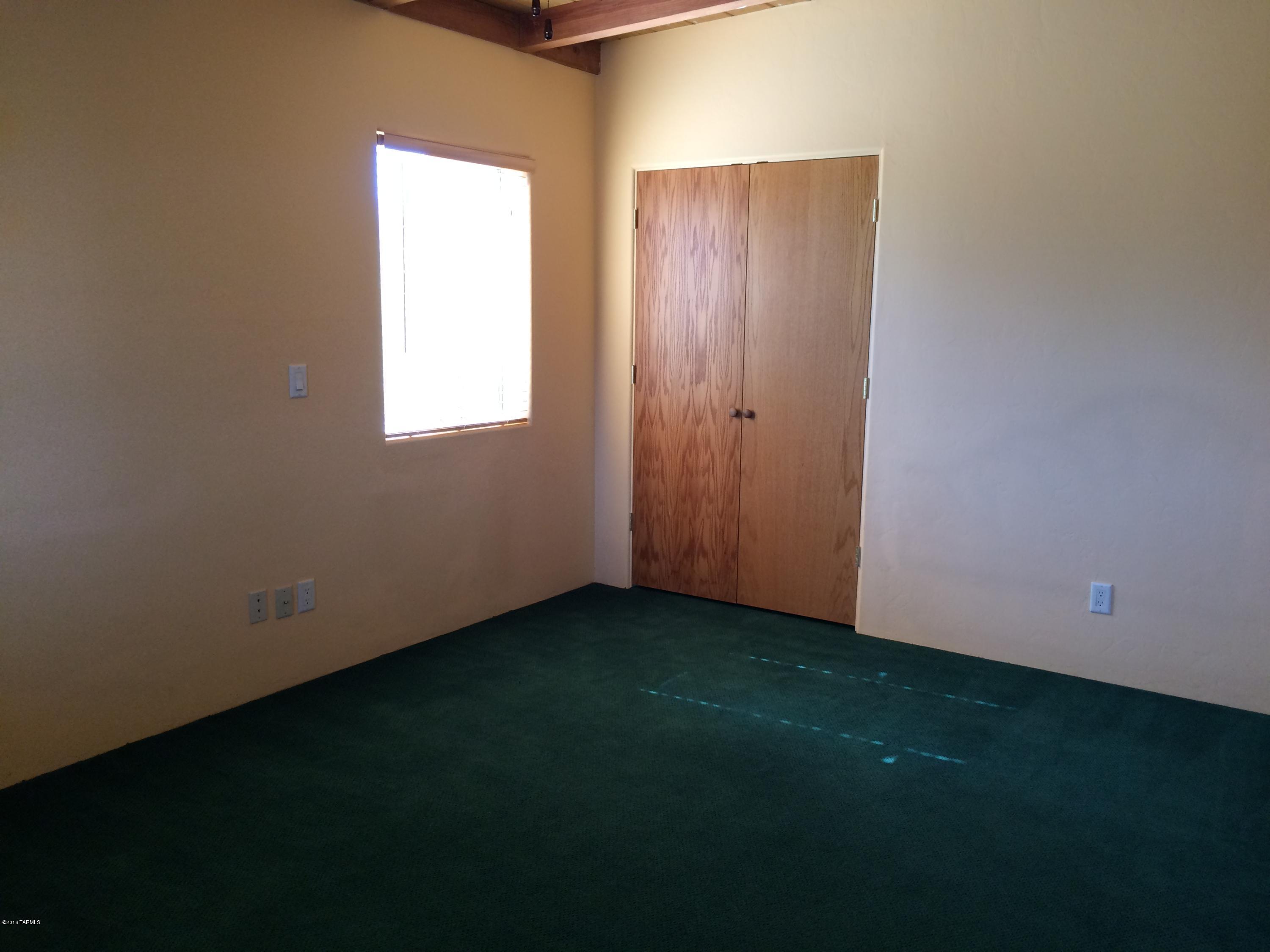 Unsubdivided - Residential Lease