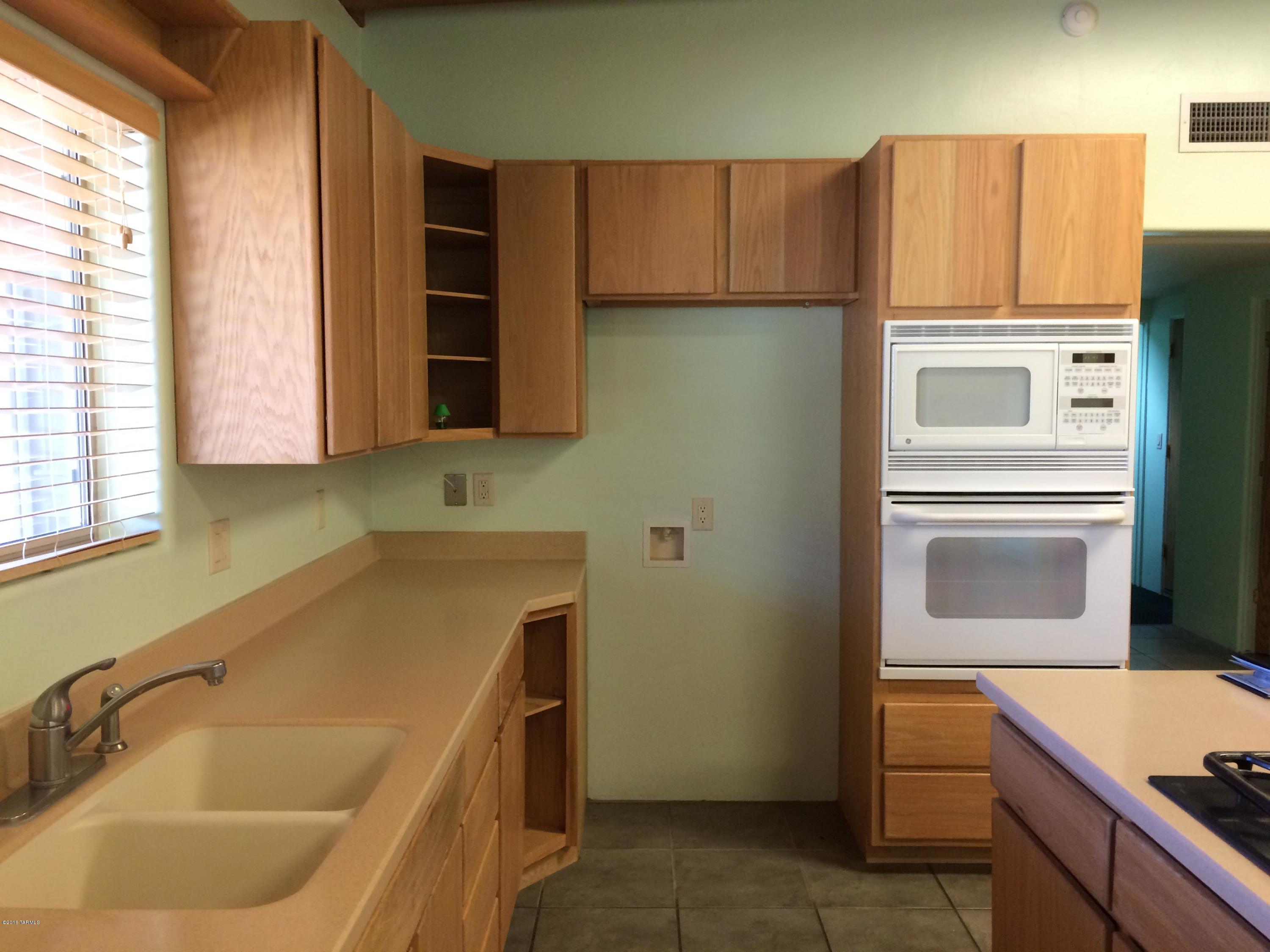 Unsubdivided - Residential Lease