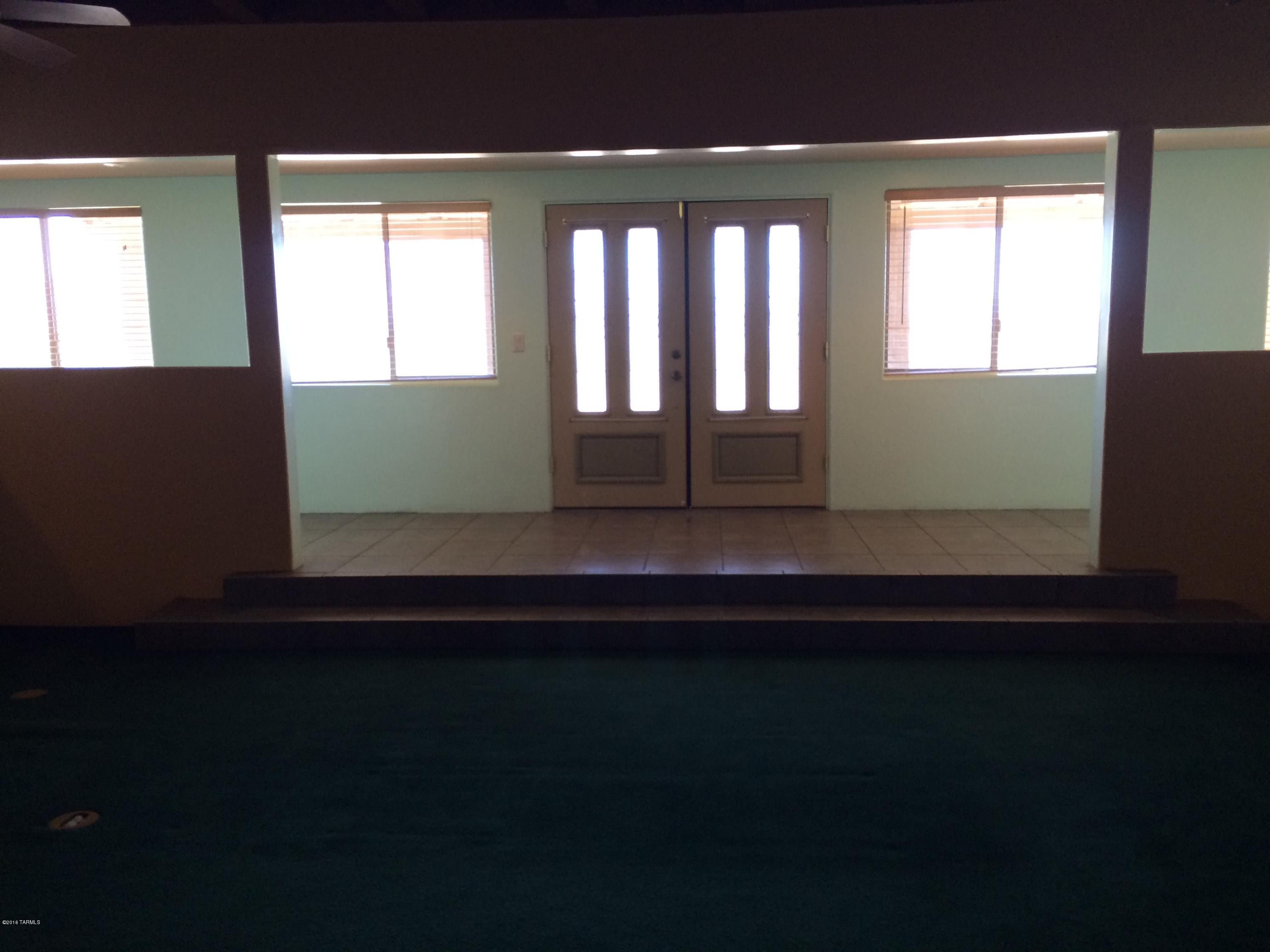 Unsubdivided - Residential Lease