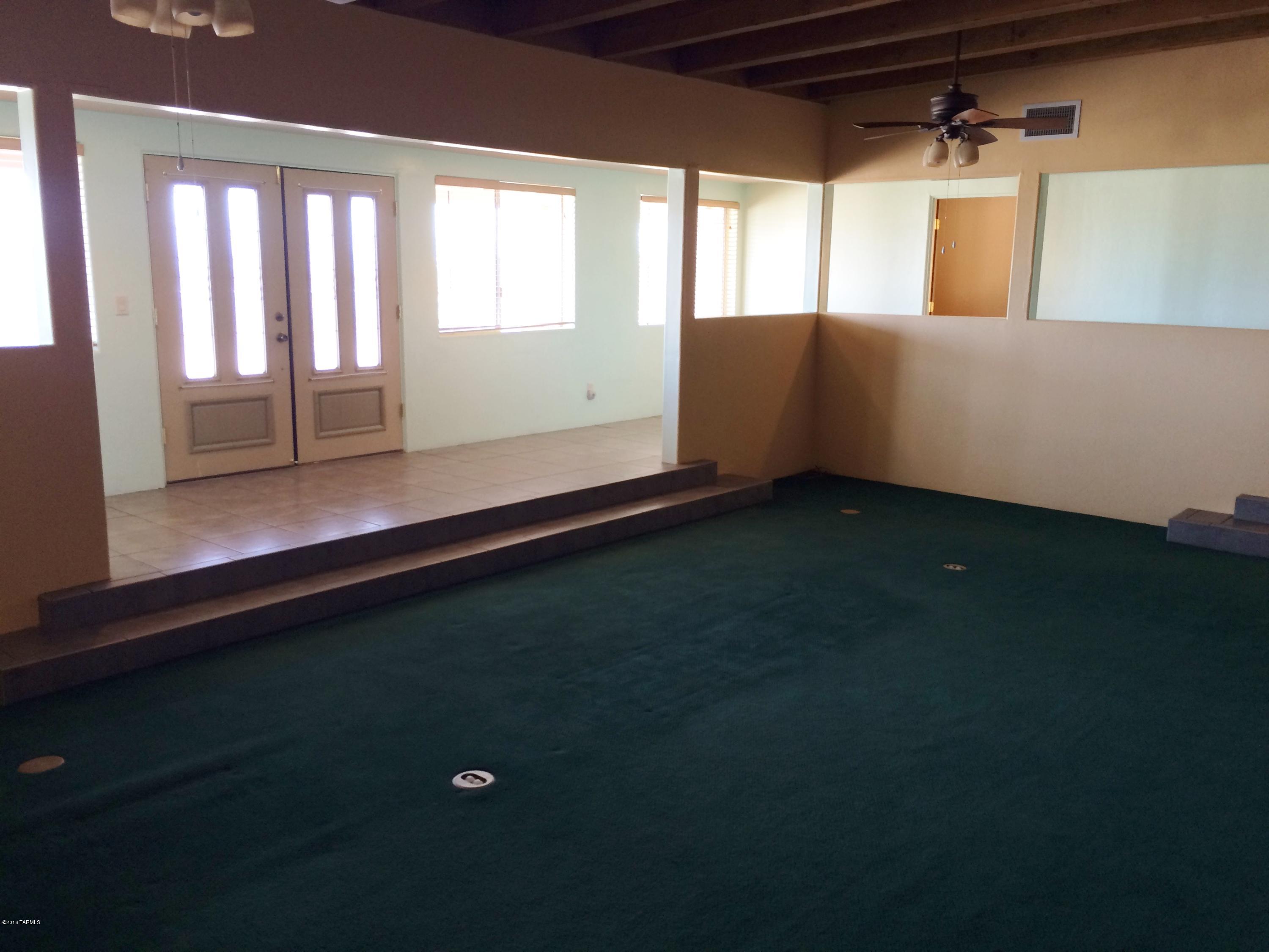Unsubdivided - Residential Lease
